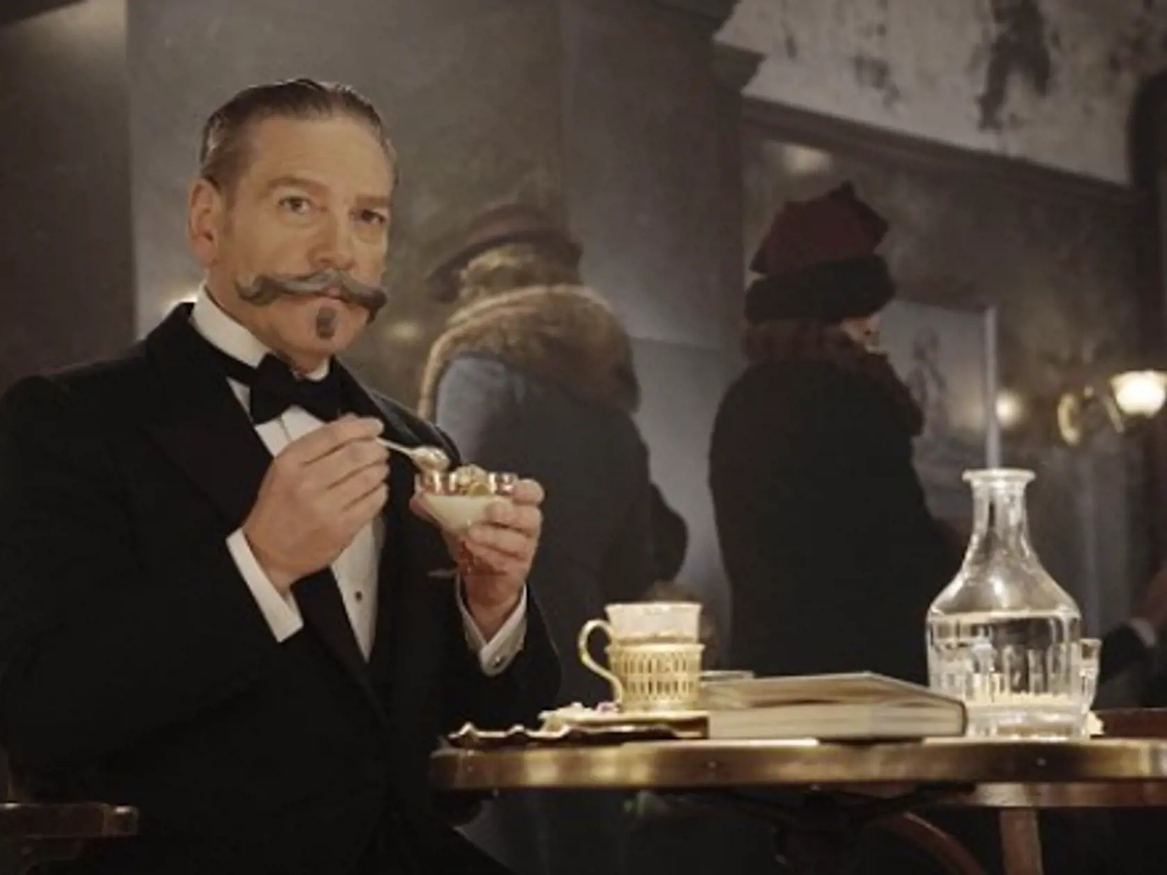 Kenneth Branagh ako Hercule Poirot
