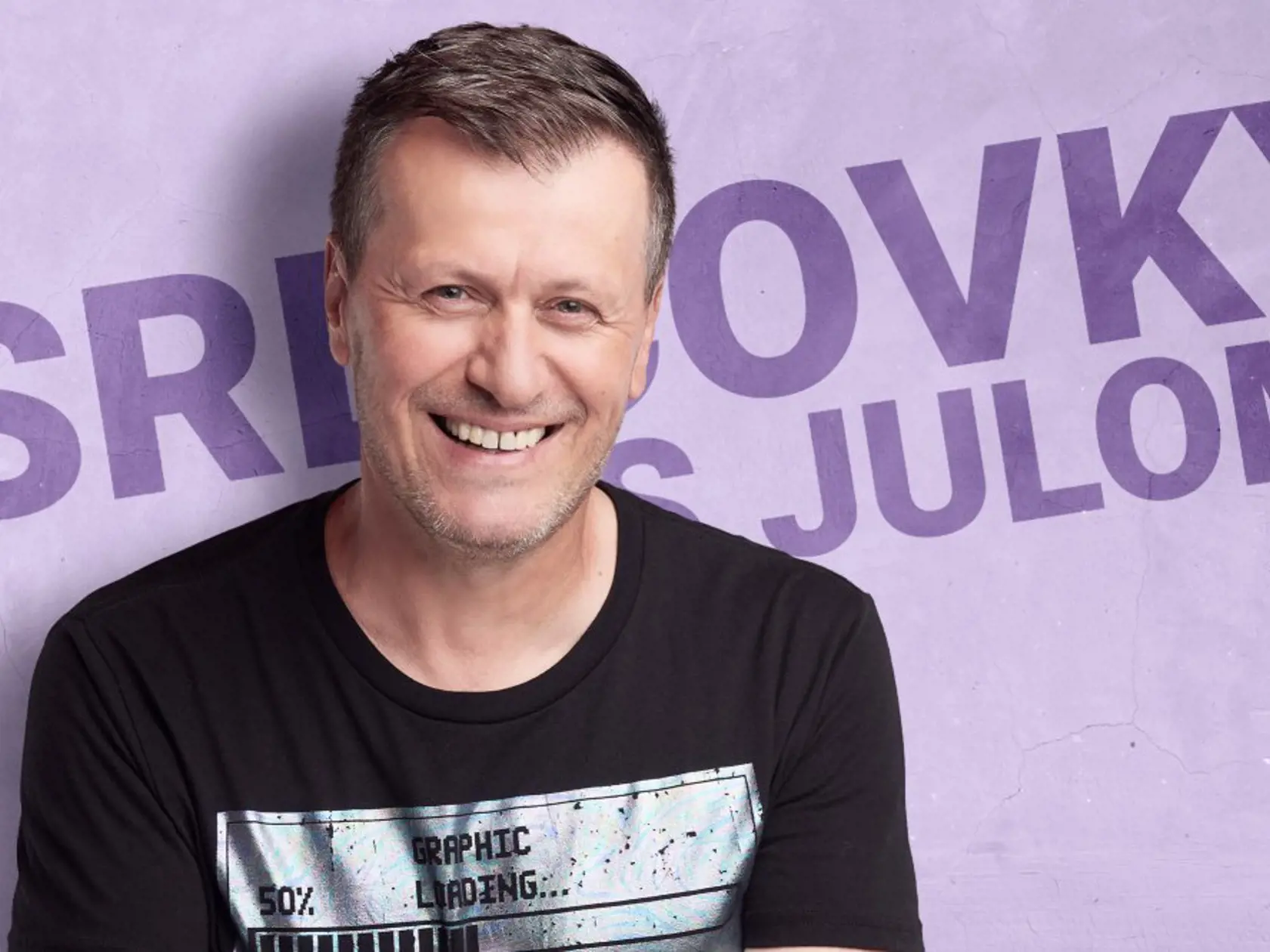 Julo Viršík, legenda rádiového vysielania sa nezmenil. V súčasnosti v rádiu Expres moderuje hneď niekoľko relácií.