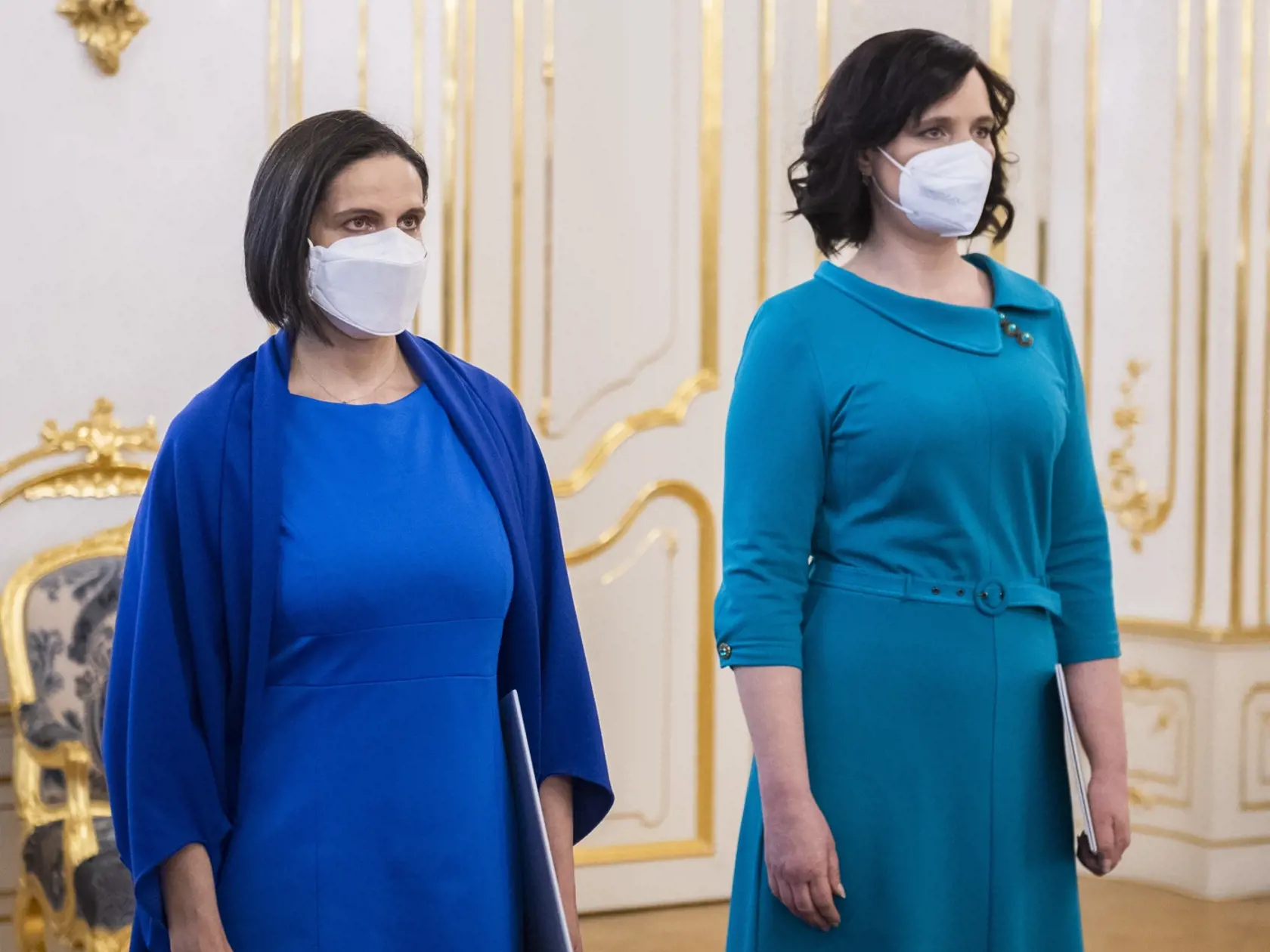Viacerí funkcionári strany sú nespokojní s tým, ako stranu vedie Veronika Remišová. Jeden z dôvodov bolo aj to, že počas vládnej krízy uvažovala nad možnosťou trojkoalície.