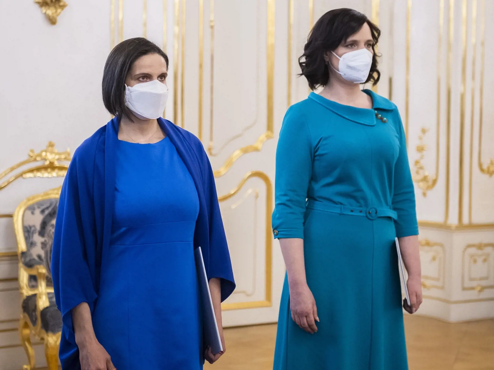Viacerí funkcionári strany sú nespokojní s tým, ako stranu vedie Veronika Remišová. Jeden z dôvodov bolo aj to, že počas vládnej krízy uvažovala nad možnosťou trojkoalície.