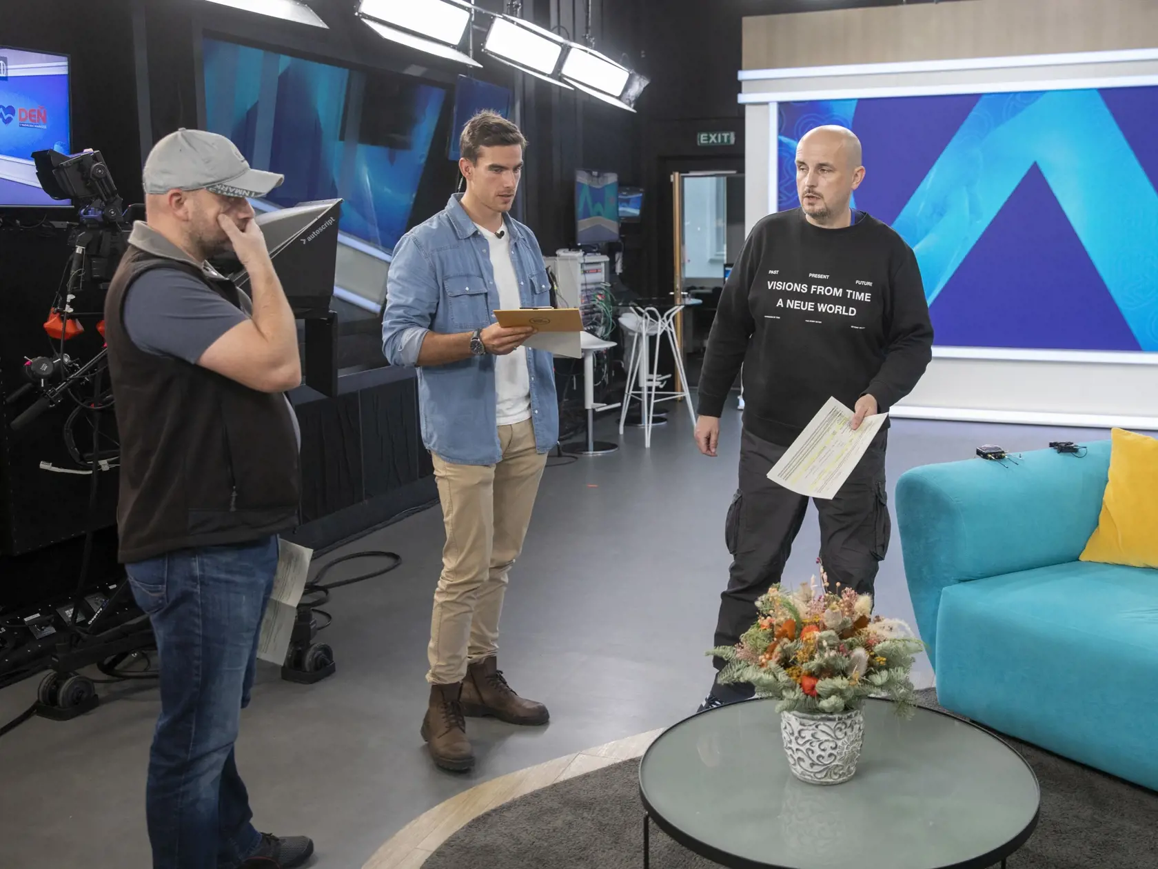 Na snímke je herec a moderátor Telerána Adam Bardy.