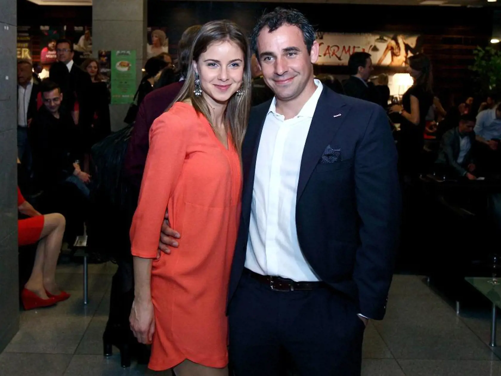 Speváčka Nela Pocisková (27) a jej partner Filip Tůma (40) sa presne na Veľkonočný pondelok stali dvojnásobnými rodičmi. 
