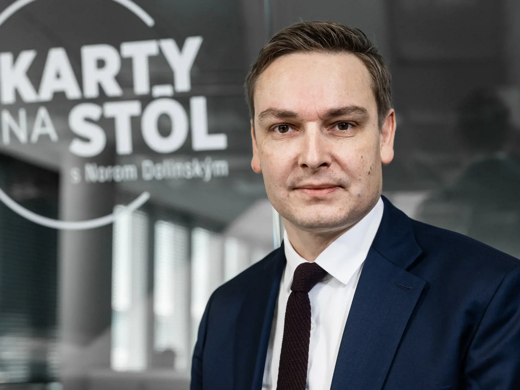 Diskusná relácia "Karty na stôl", ktorej hosťom bol Branislav Vančo.