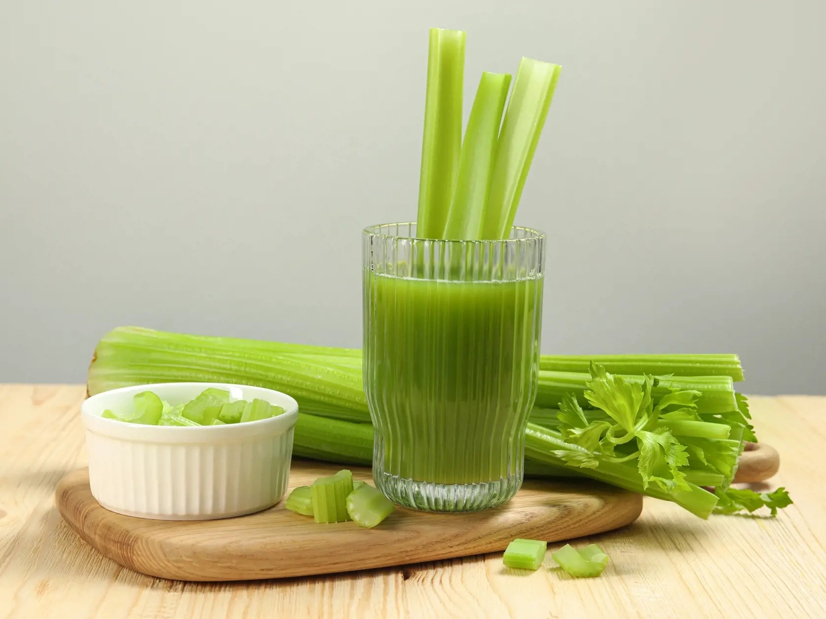 Smoothie : zeler, jablko.