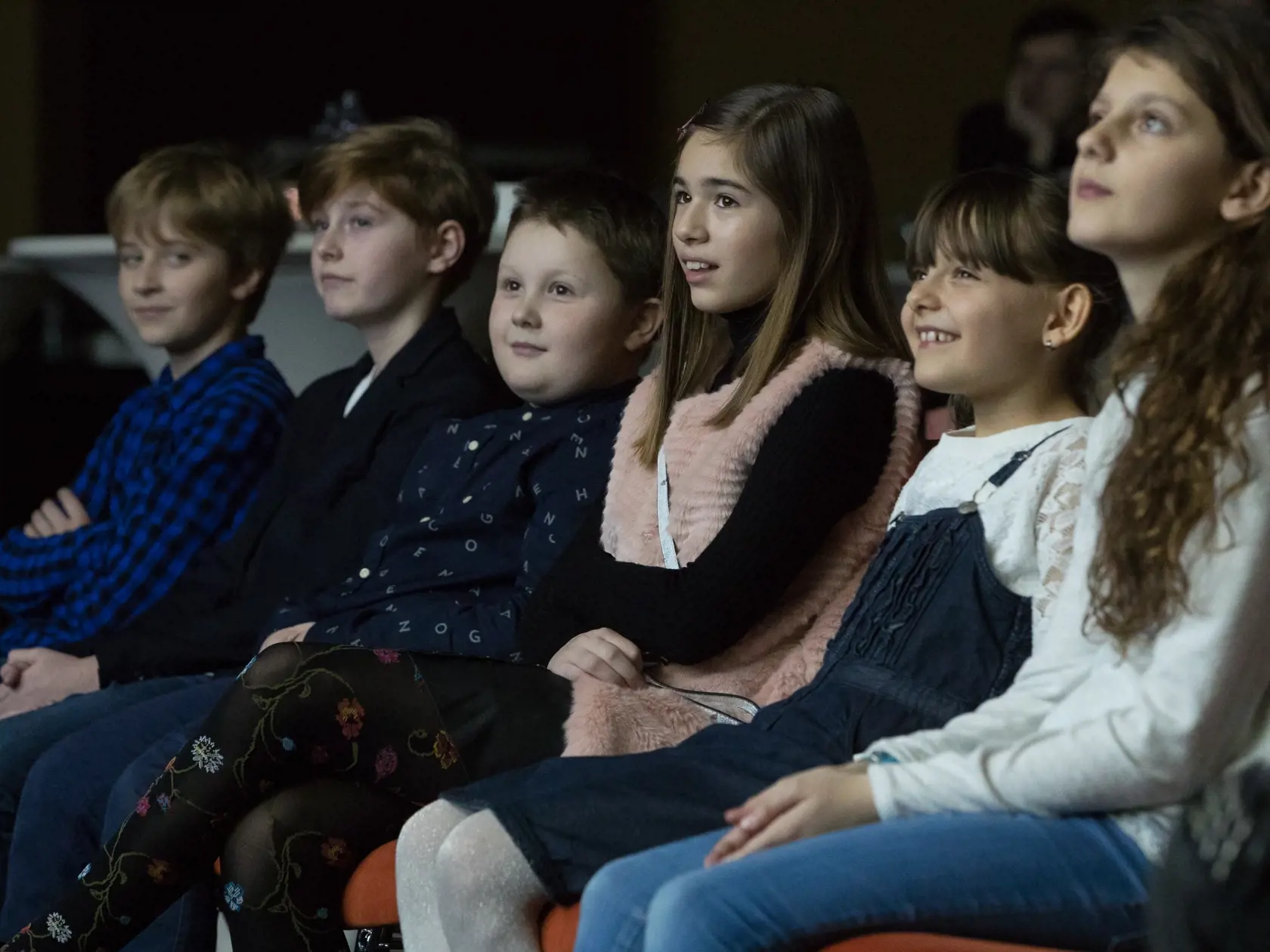 Tlačová konferencia TV JOJ v bratislavskom hoteli Kempinski k pripravovanej druhej sérii televízneho rodinného seriálu Prázdniny. Na snímke sú hlavní detskí predstavitelia. Na snímke sú detskí herci.