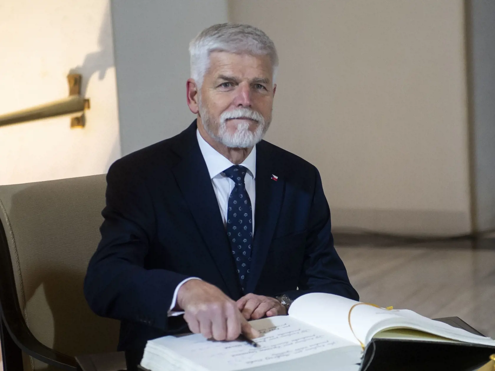 Rebríčku zahraničných osobností dominoval český prezident Petr Pavel.