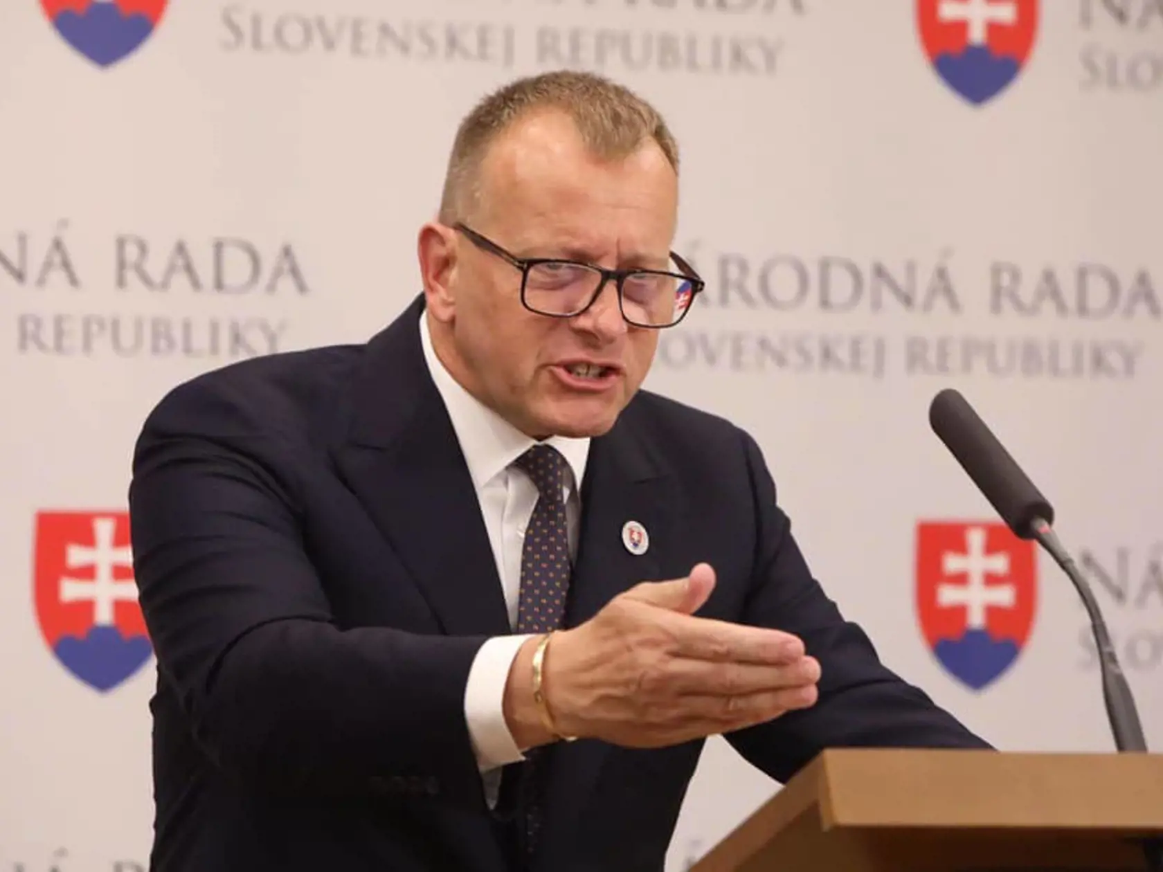 Boris Kollár sa vyjadril k protestom prebiehajúcim v Bratislave a ďalších mestách.