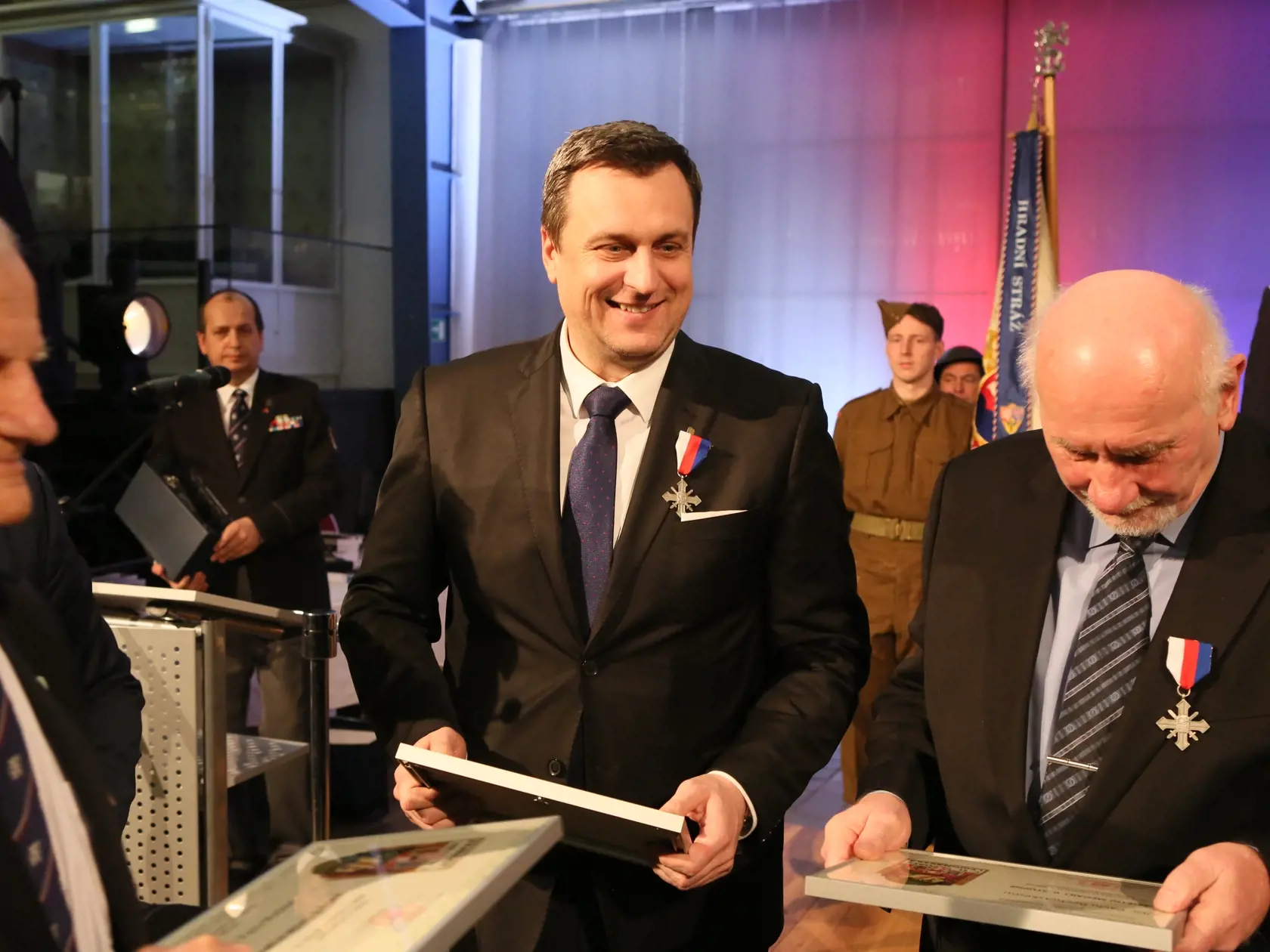 Šéf parlamentu Andrej Danko poprial vojnovému veteránovi k životnému jubileu všetko najlepšie.