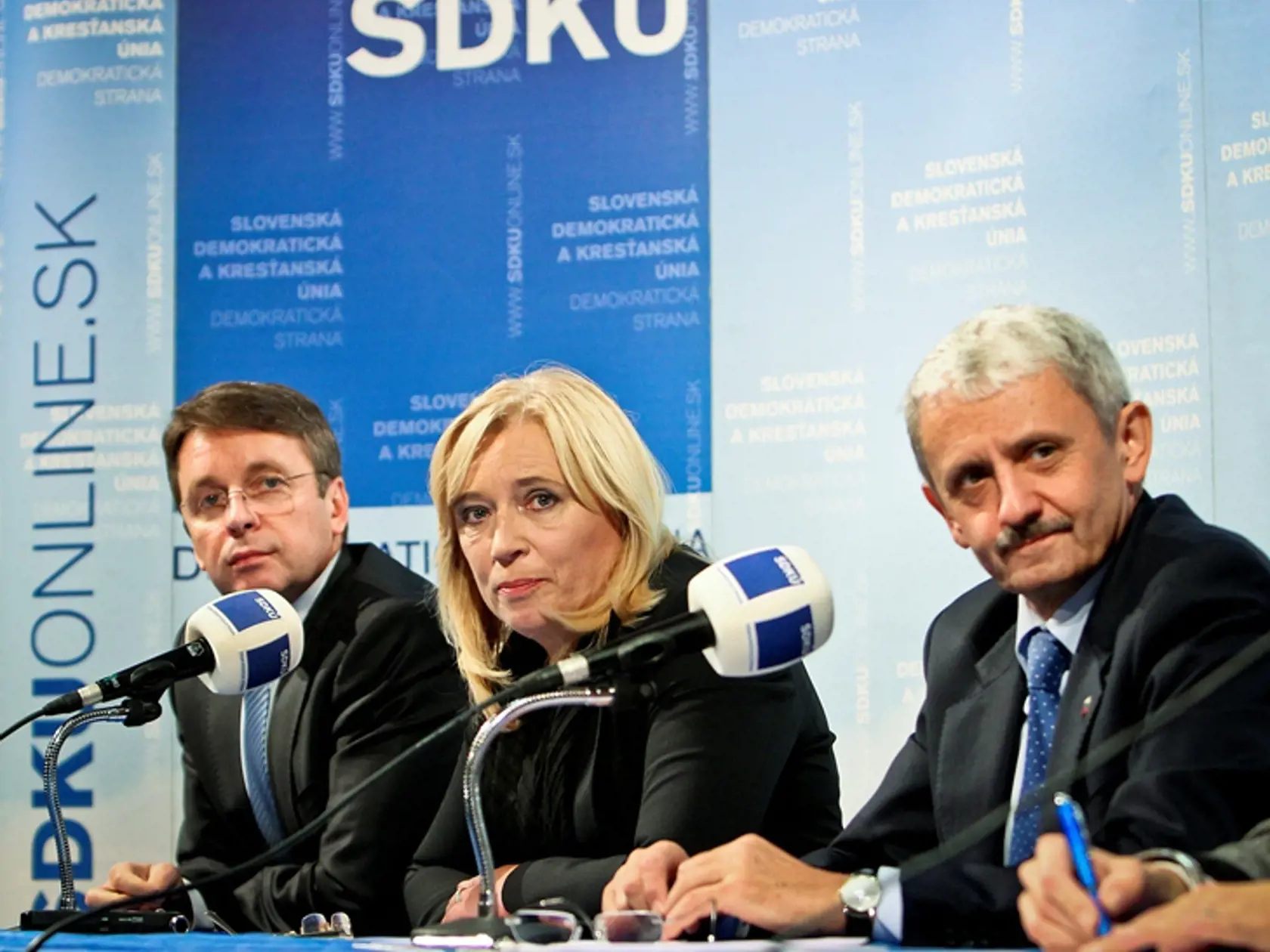 Radičová hovorí v knihe aj o vzťahoch s Dzurindom a Miklošom.