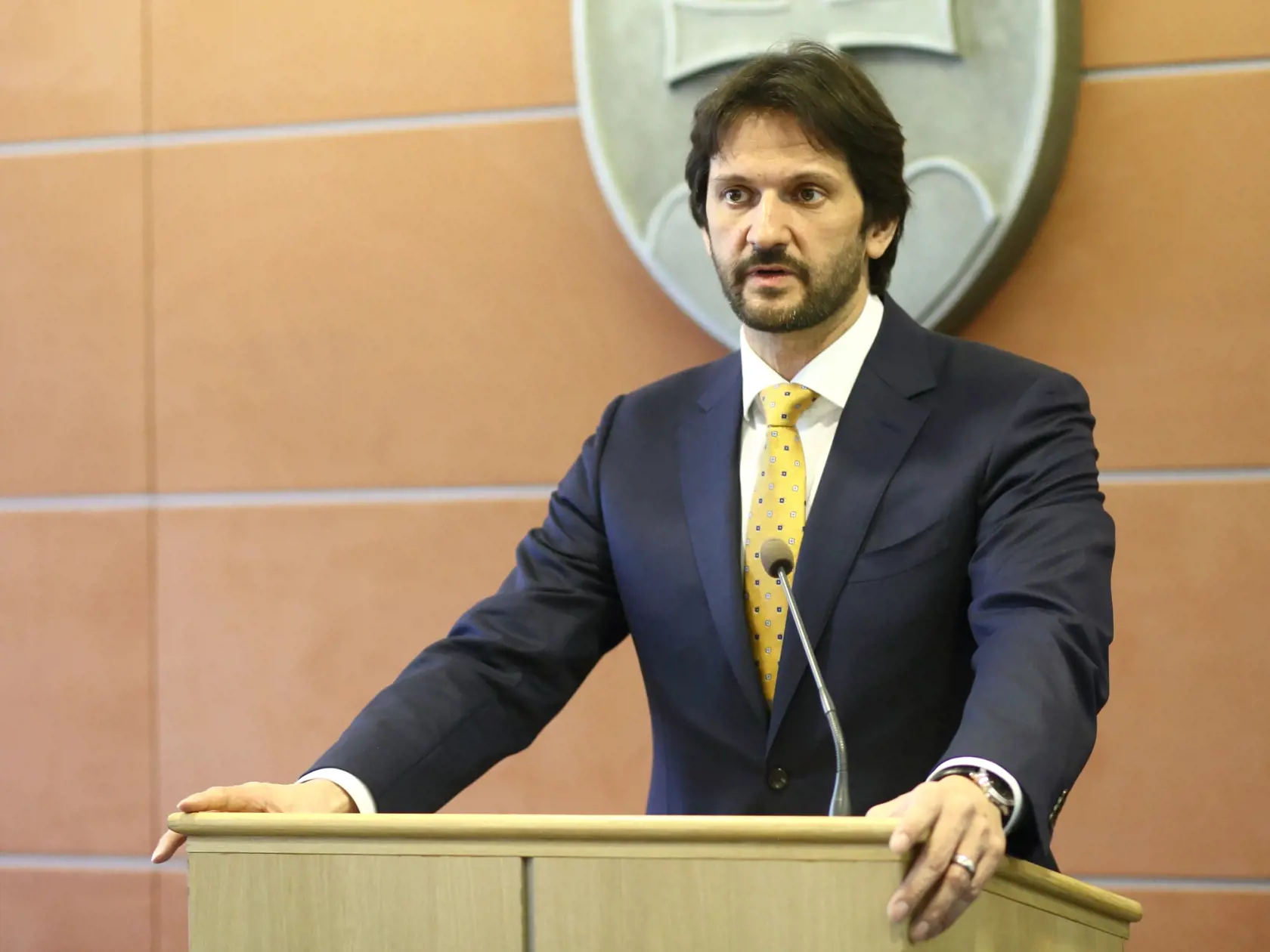 Na snímke minister vnútra Robert Kaliňák, strana SMER SE? ktorý oznamuje novinárom svoju demisiu.