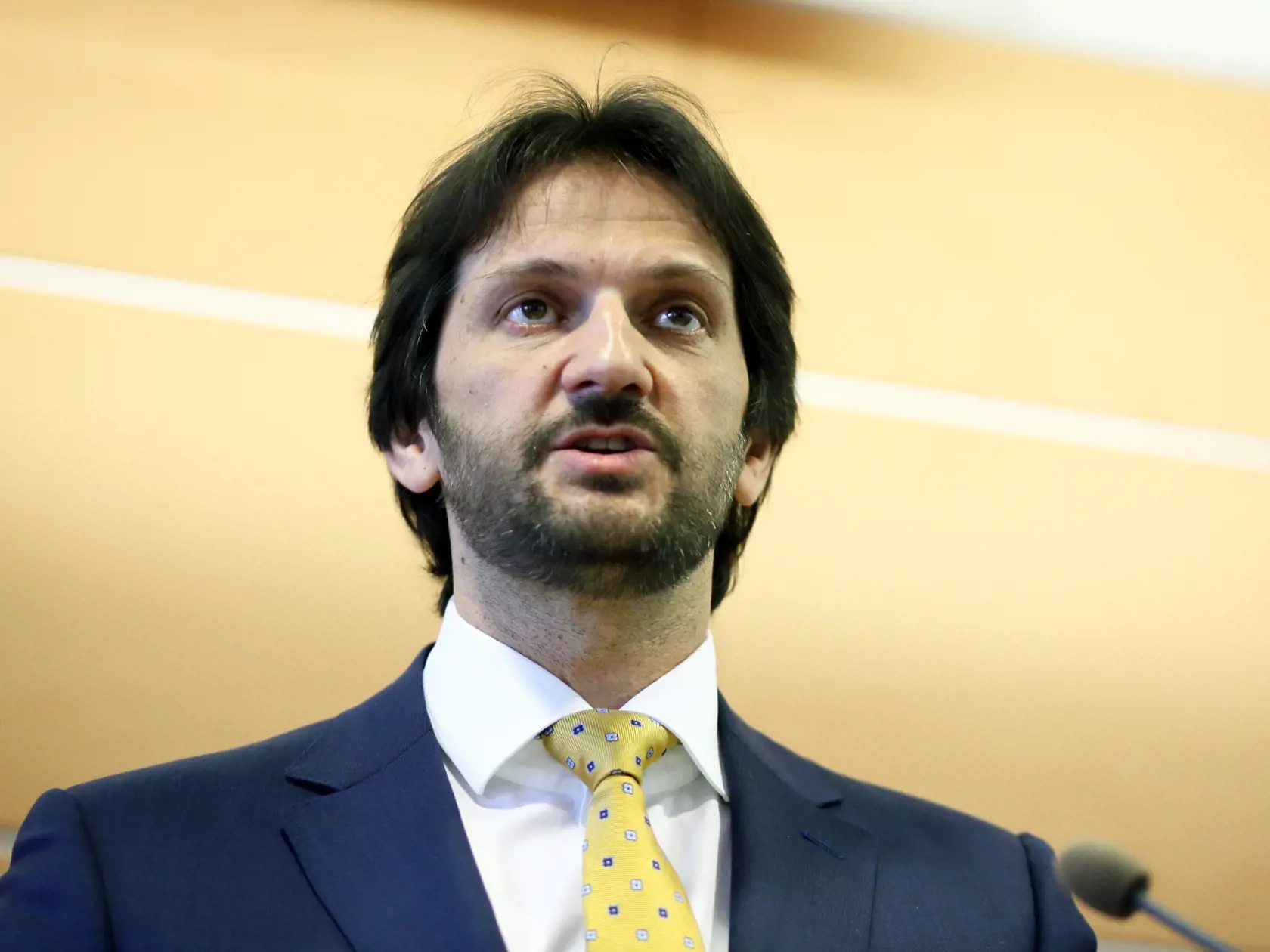 Na snímke minister vnútra Robert Kaliňák, strana SMER SE? ktorý oznamuje novinárom svoju demisiu.