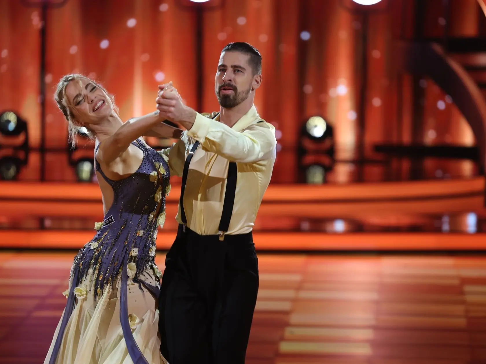 Štvrté kolo Let's Dance. Na snímke Peter Sagan a Eliška Lenčešová.