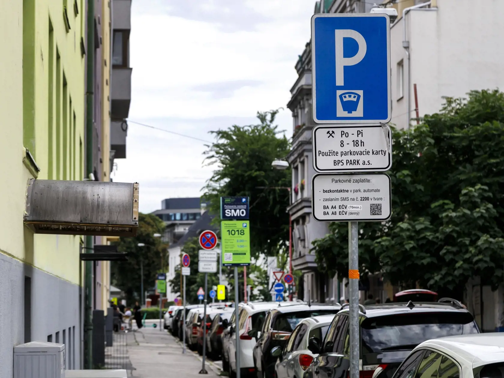 Dôvodom na podanie protestov je skutočnosť, že podmienky parkovania v mestskej časti Bratislava – Petržalka, označené ako tzv. PPS, sú určené v rozpore so zákonom. (Ilustračná fotka)