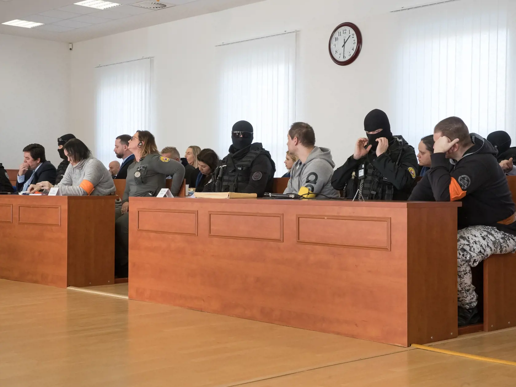 Šieste pojednávanie na Špecializovanom trestnom súde v Pezinku vo veci vraždy investigatívneho novinára Jána Kuciaka a jeho snúbenice Martiny Kušnírovej. Na snímke zľava je Marián Kočner, Alena Zsuzsová, Tomáš Szabó a Miroslav Marček. 