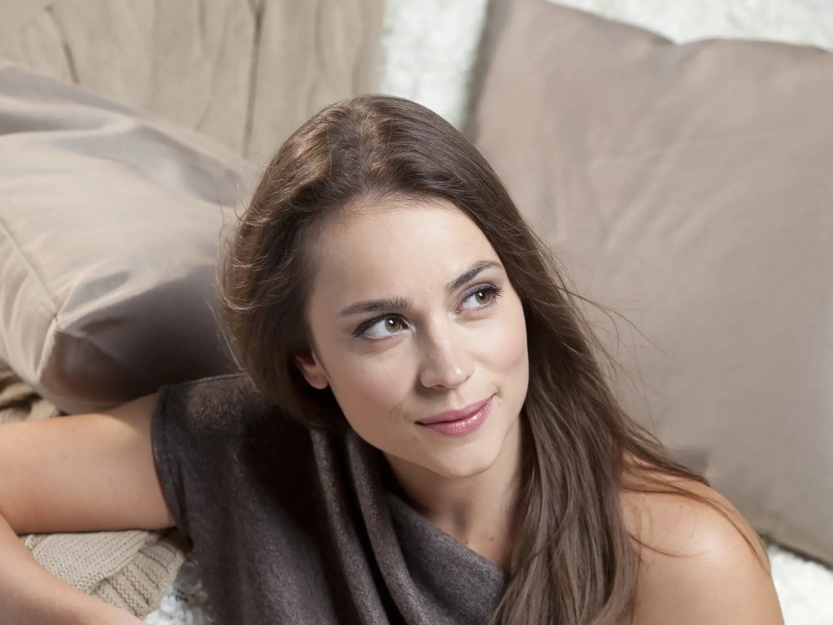 gabriela marcinkova, herecka, cakame len na dieta  (NERETUSOVANA) titulka