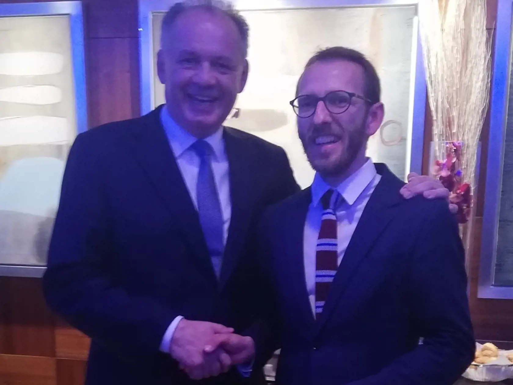 Na snímke je Vladimír Dolinay a Andrej Kiska.
