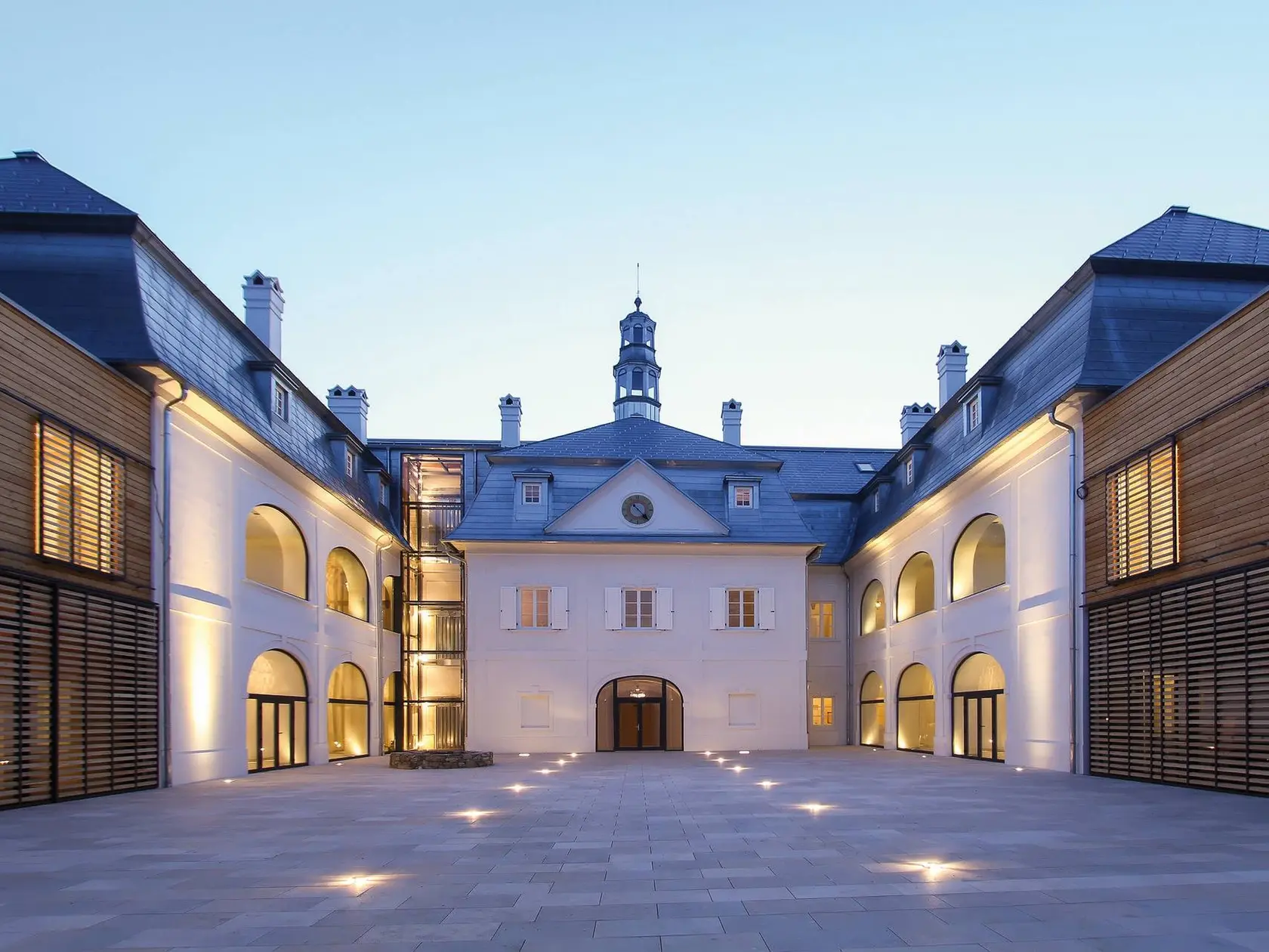 Kaštieľ v Gbeľanoch pri Žiline chátral, teraz je z neho luxusný hotel.