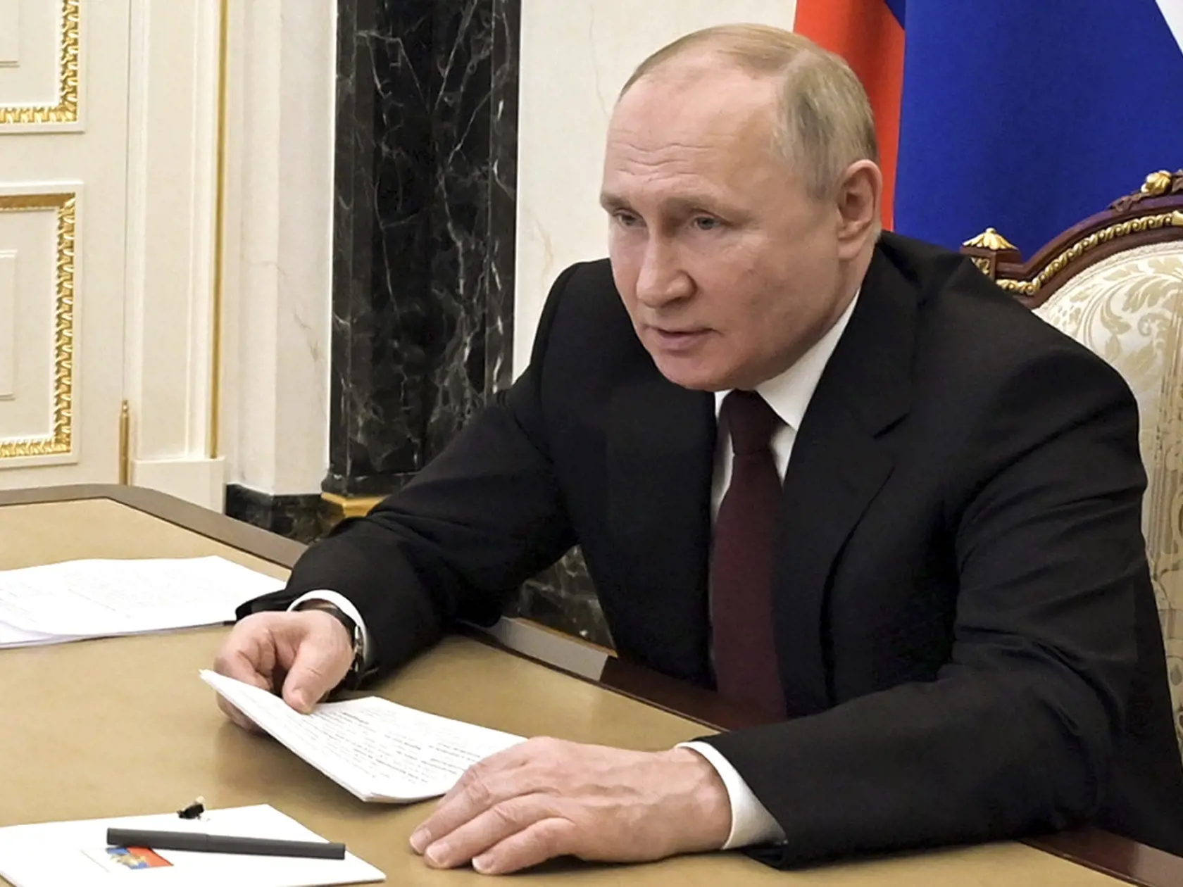 Vladimir Putin sa narodil v deň lásky a bezpečia, pod vplyvom impulzov Saturn-Slnko-Pluto. Táto energia prináša obavy o bezpečnosť.