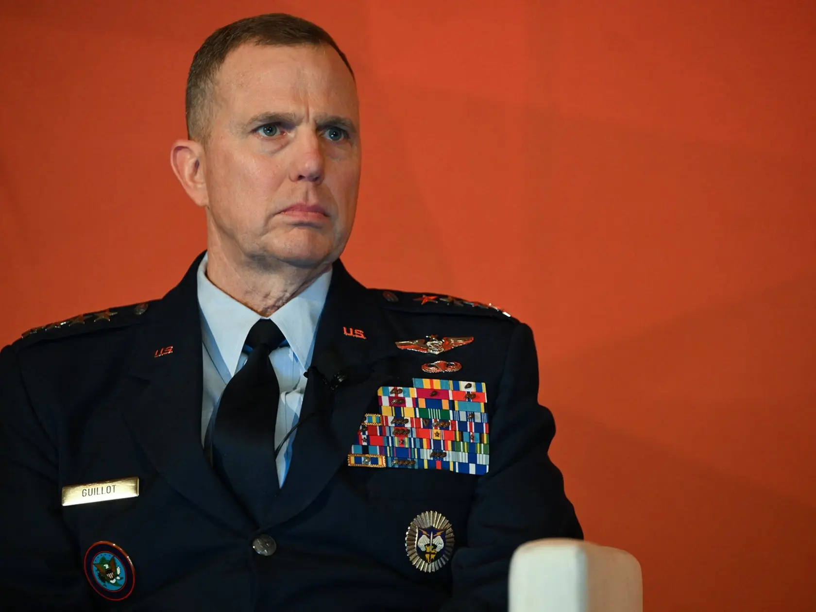  Americký generál Gregory Guillot varuje, že môže prísť k vojnovému konfliktu medzi USA a Ruskom. To by podporili ˇalší členovia aktuálne osi zla - ˇVína, KĽDR a Irán. 