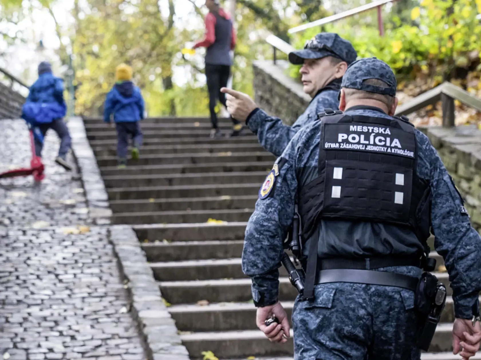 Mestská polícia volania ľudí preveruje.