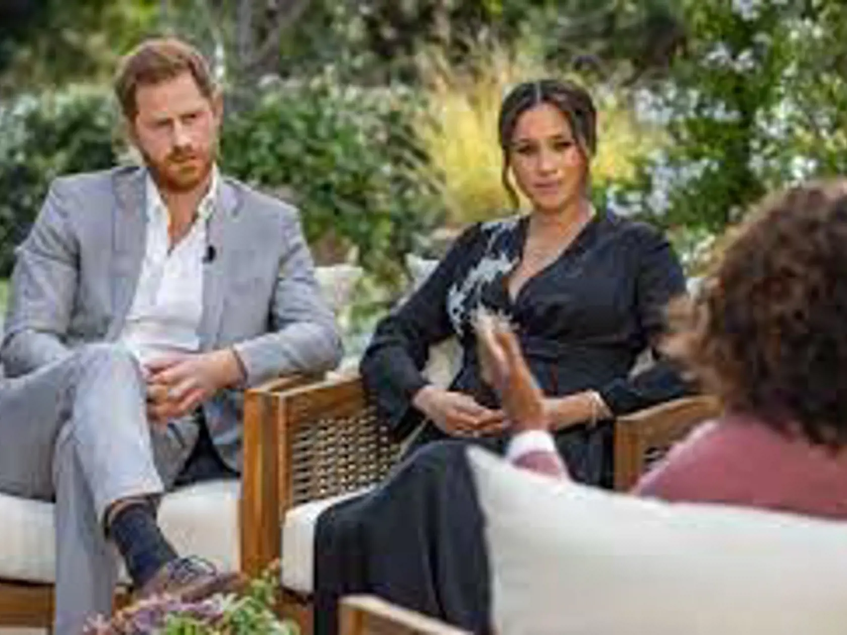 Vojvodkyňa a vojvoda zo Sussexu neobrali svoje deti o tituly tým, že ušli za oceán. Archie a Lilibet Diana sú pravnúčatá panovníčky, takže na tituly nárok nemajú.