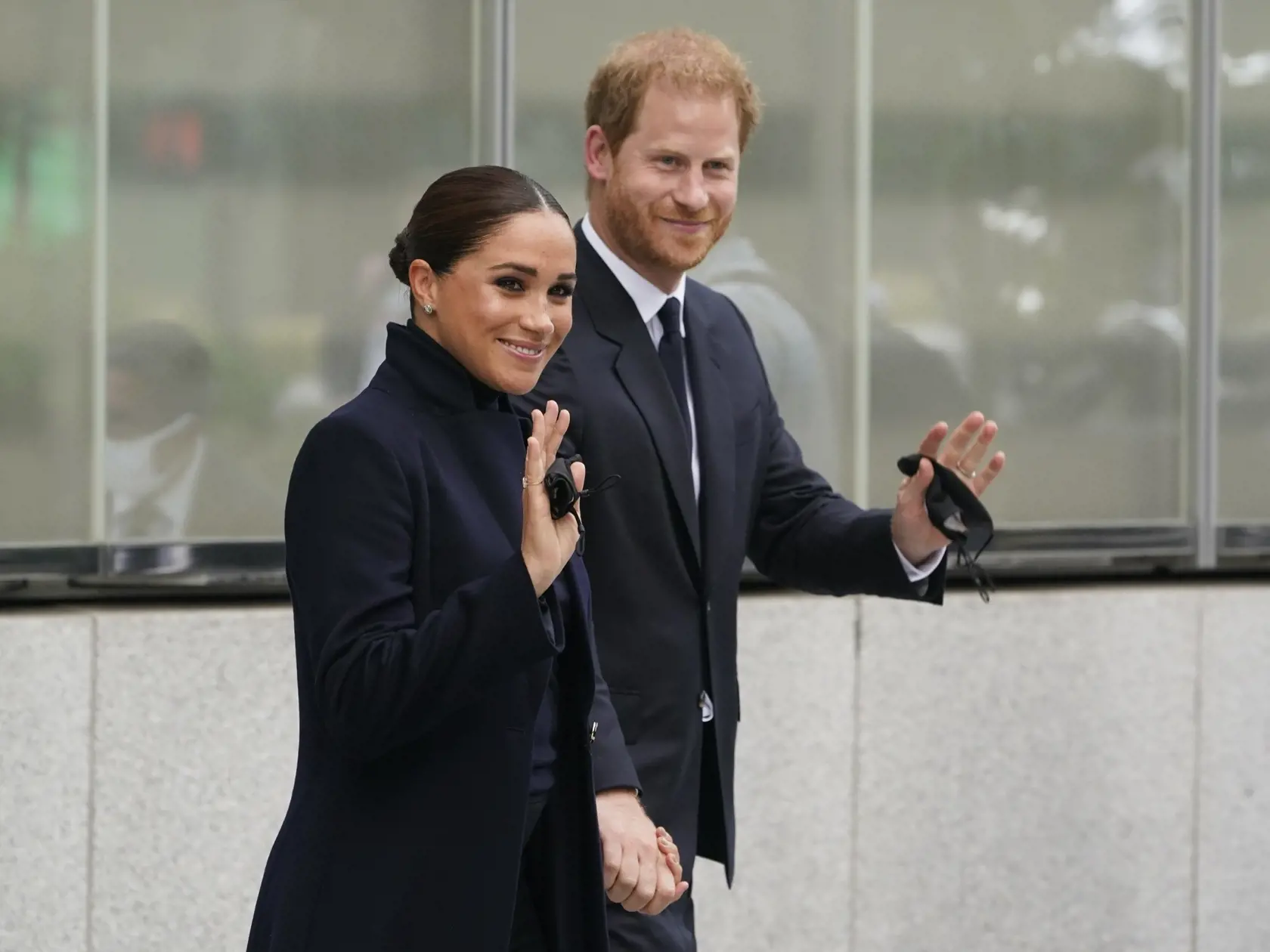 Britský princ Harry a jeho manželka Meghan Markleová na mieste Národného pamätníka a múzea 11. septembra 2001, 23. septembra 2021 v New Yorku.