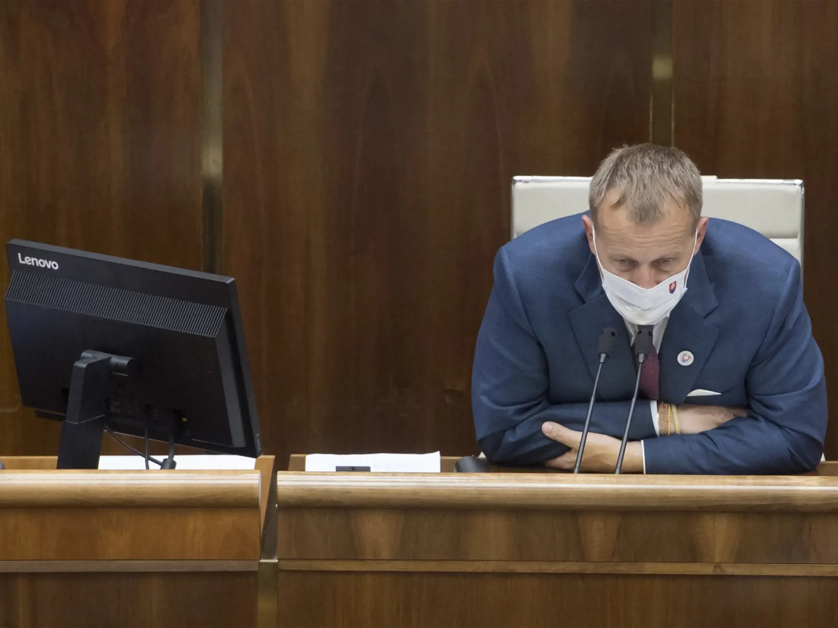 Na snímke predseda NR SR Boris Kollár (Sme rodina) na mimoriadnej schôdzi parlamentu k odvolávaniu premiéra Igora Matoviča 23. júla 2020 v Bratislave. FOTO TASR - Martin Baumann
