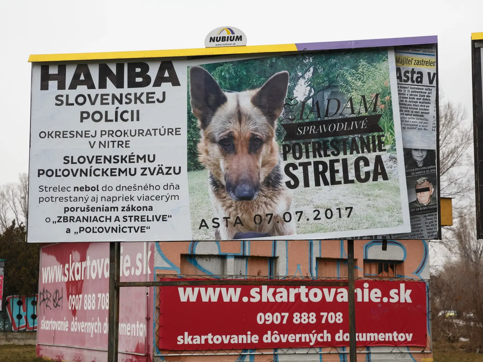 Majiteľ zastrelenej Asty za bilboardy v Nitre a Bratislave zaplatil vyše 1500 eur.