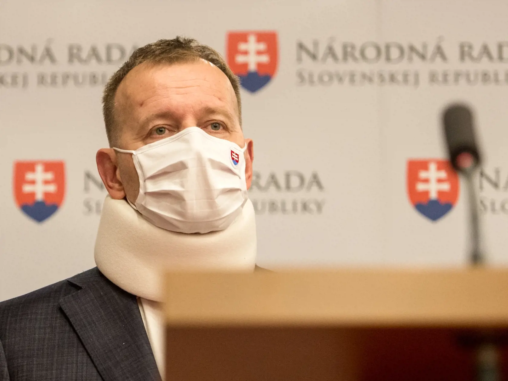 Kollár reagoval tým, že stretnutie v SIS dokazuje, že konajú.