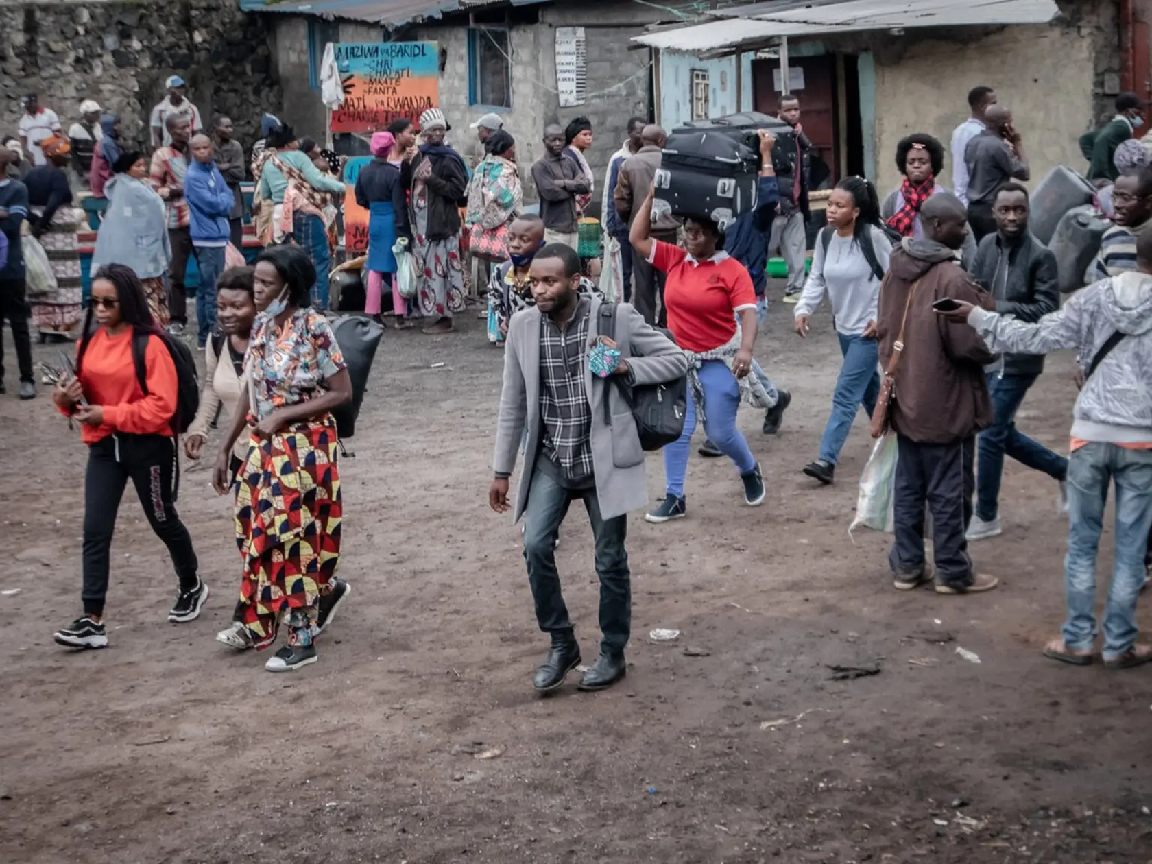 Po výbuchu afrických sopiek Nyiragongo a Murara ostala iba spúšť. Domovy museli opustiť desaťtisíce ľudí.