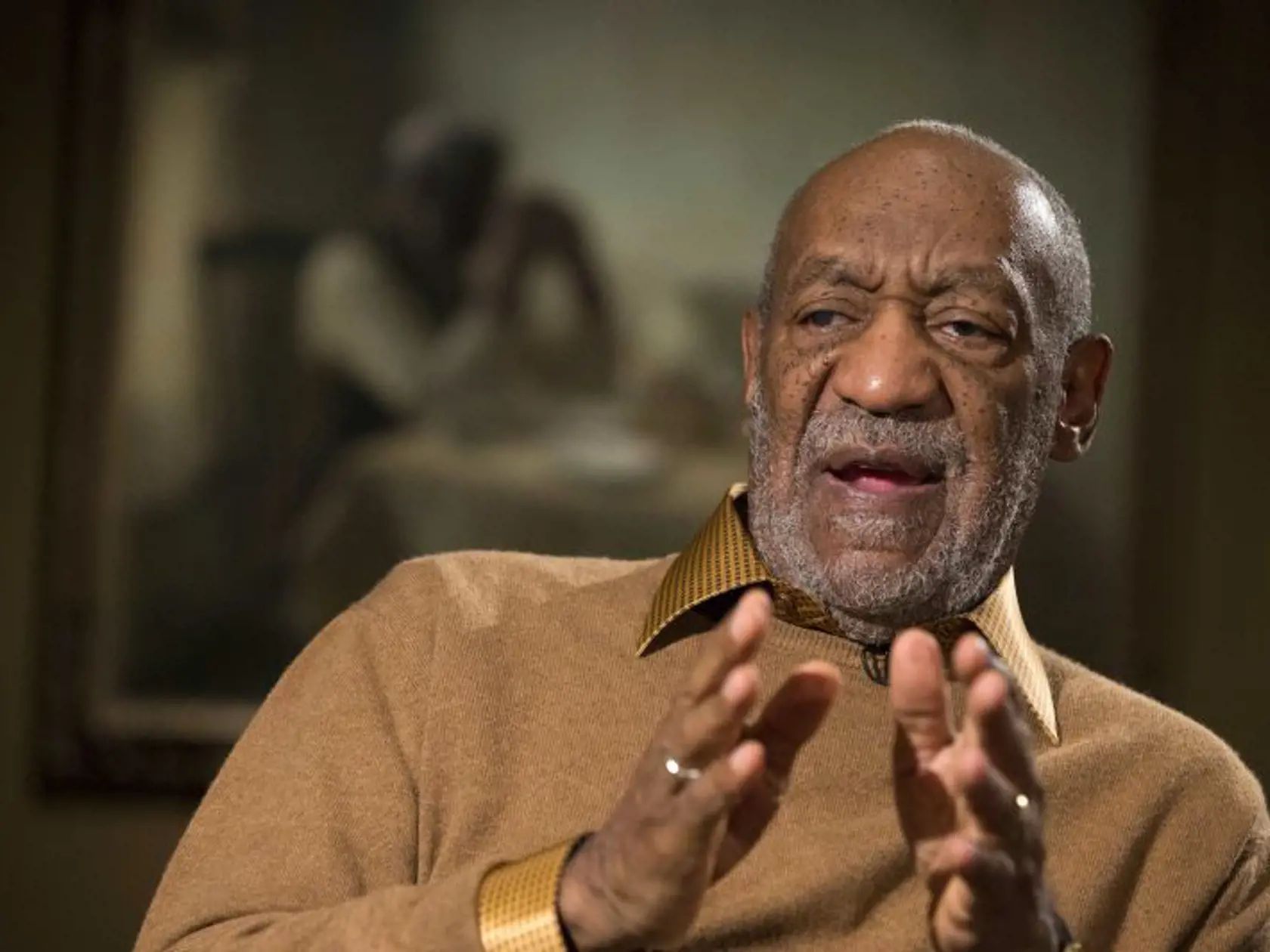 Bill Cosby žaluje ženy, ktoré ho obvinili zo sexuálneho zneužívania.