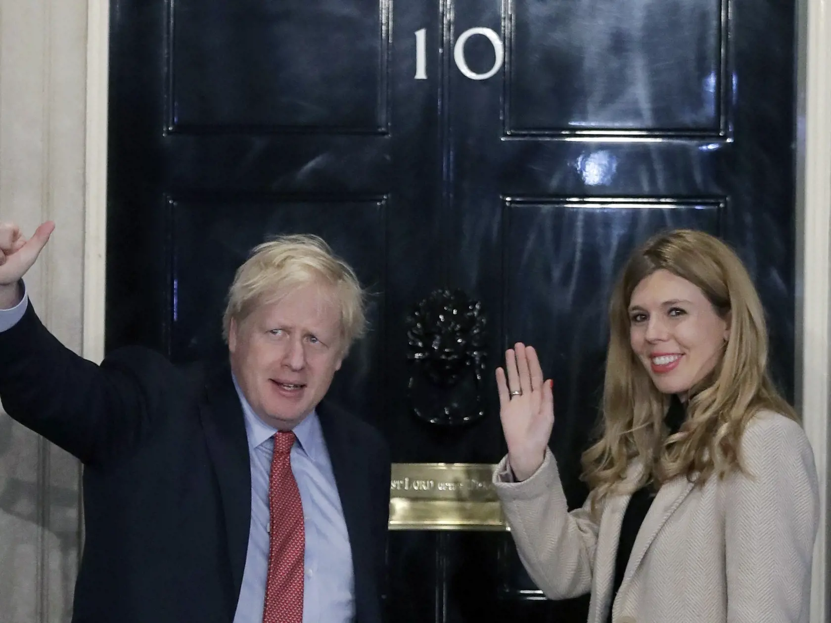 Boris Johnson a jeho snúbenica Carrie Symondsová sa stali rodičmi.