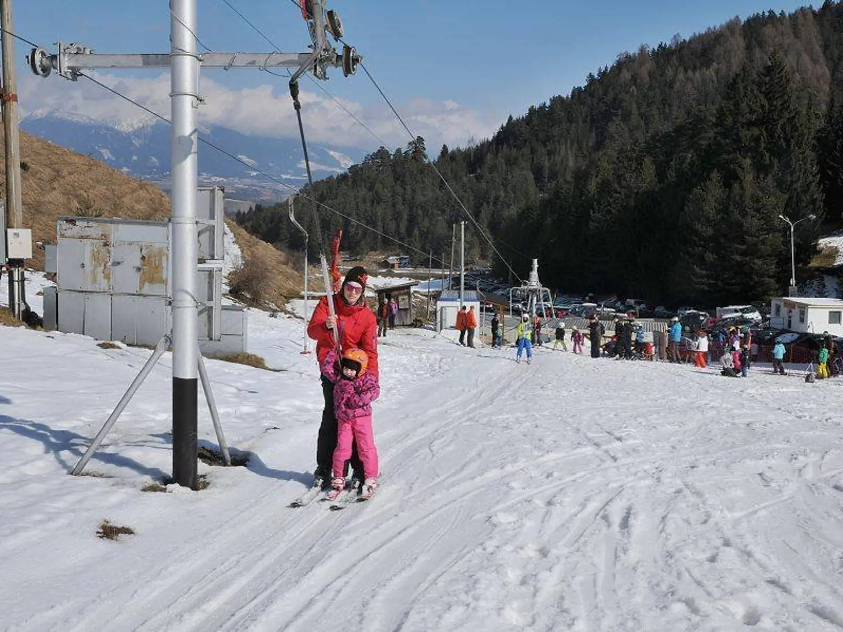 Lyžiarske stredisko v Závažnej Porube je vyhľadávané milovníkmi zimných športov všetkých vekových kategórií.