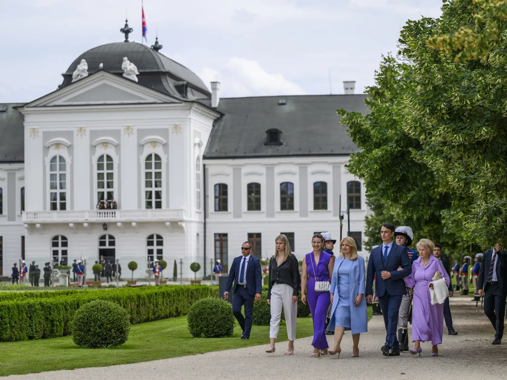 Na snímke prezidentka SR Zuzana Čaputová prichádza na rozlúčkový príhovor v Prezidentskej záhrade v Bratislave 14. júna 2024. FOTO TASR - Jaroslav Novák