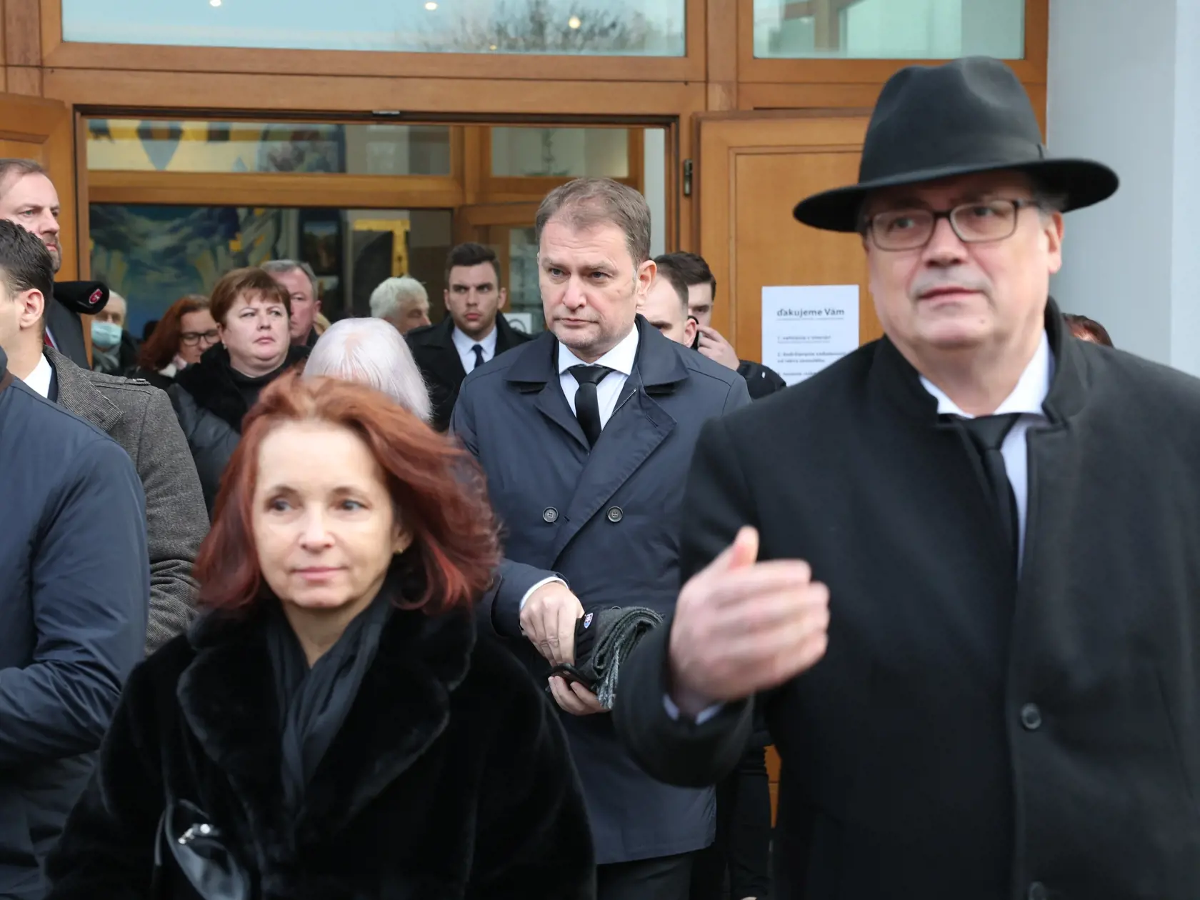 Veľa politikov: Na pohrebe profesora Krčméryho nechýbali ministri, premiér ani predseda parlamentu. Ujsť poslednú rozlúčku si nenechal ani Igor Matovič.