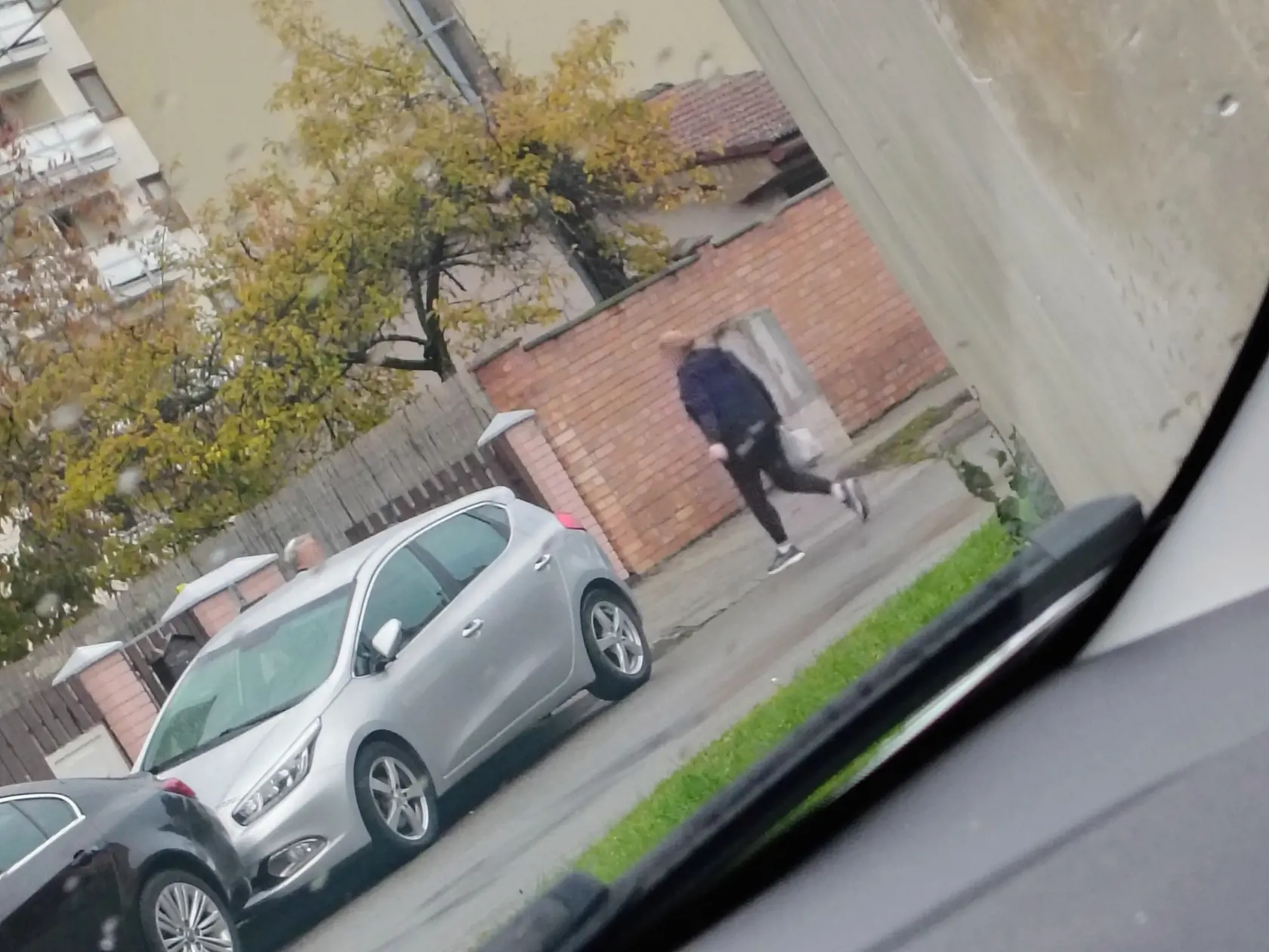 Andrej prišiel so svojou mamou k starým rodičom