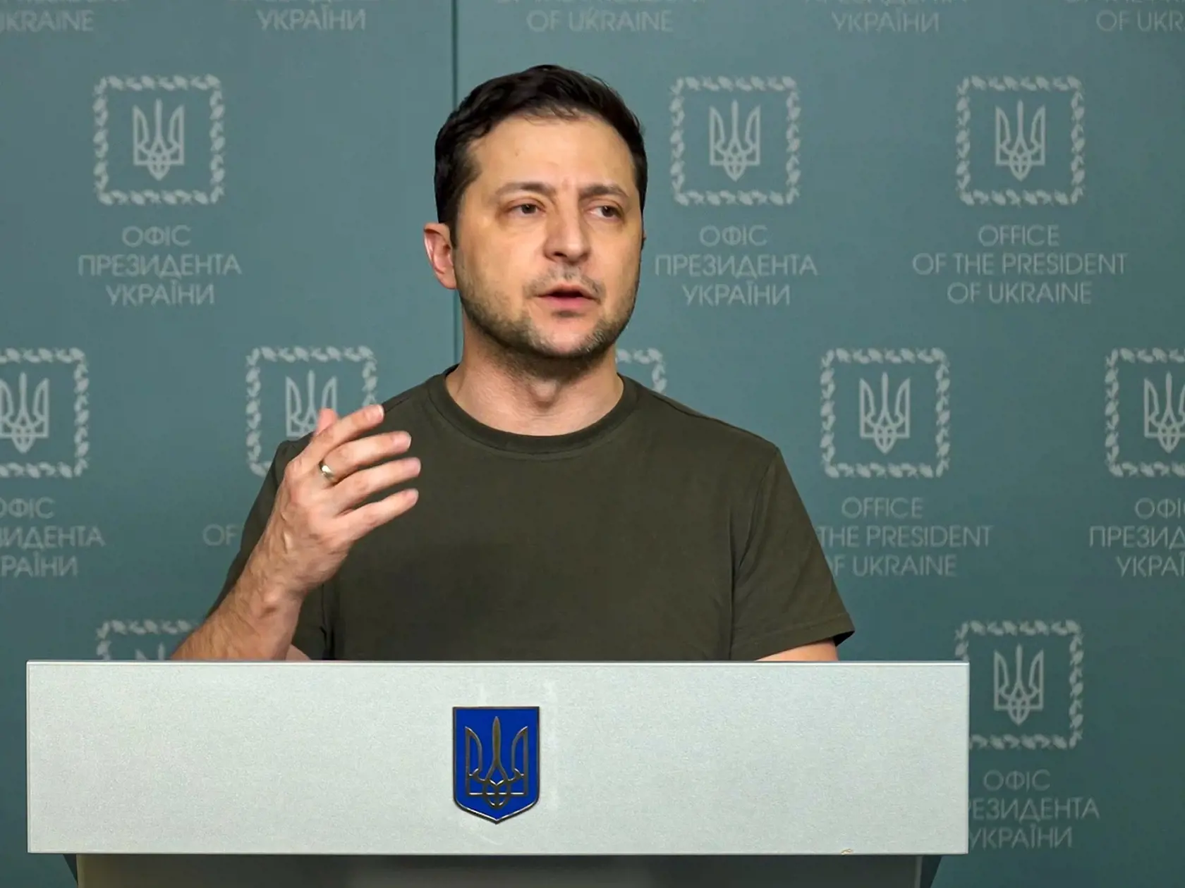 Na snímke ukrajinský prezident Volodymyr Zelenskyj hovorí k národu.