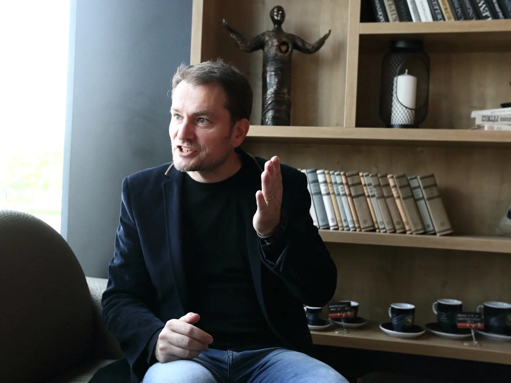Poslanec NR SR Igor Matovič má na krku niekoľko káuz. Je autorom aj tejto myšlienky? (ilustračné foto)