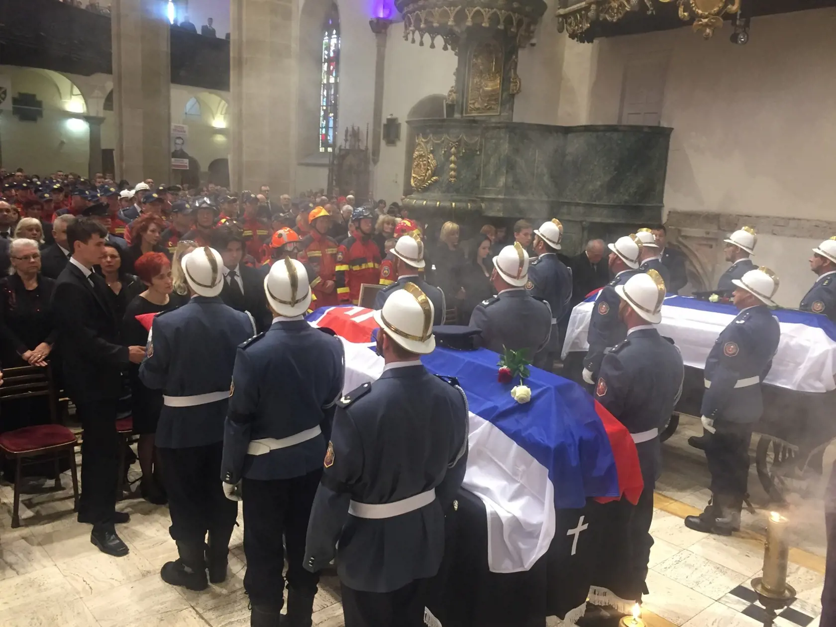 Pohrebné obrady sa konali na prešovskej hasičskej stanici a v Konkatedrále sv. Mikuláša.