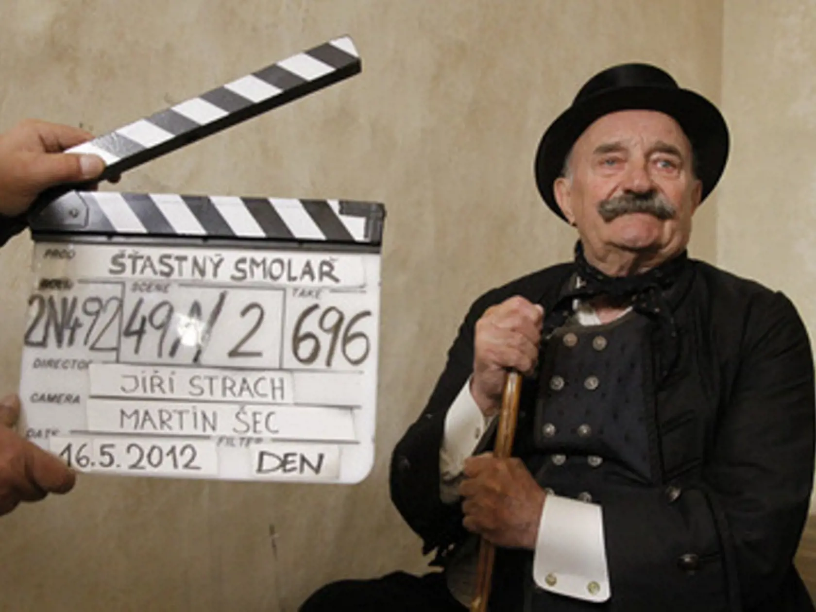 Herec Josef Somr si prevzal na 47. ročníku Mezinárodného filmového festivalu Karlové Vary Cenu prezidenta festivalu za prínos českému filmu.