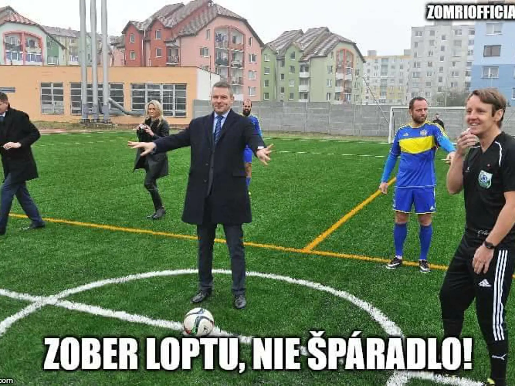 dejiny špáradla sa začali písať na tlačovke 