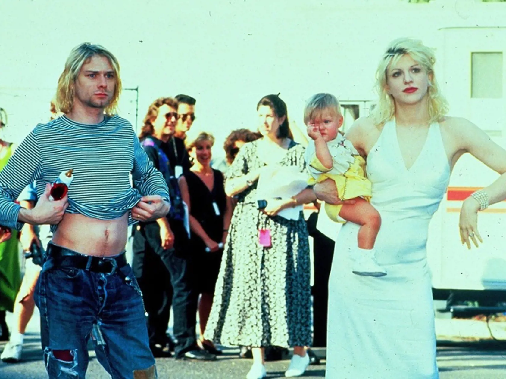 Kurt Cobain, Courtney Love a ich dcéra Frances, 1992. Foto: Brightside.me