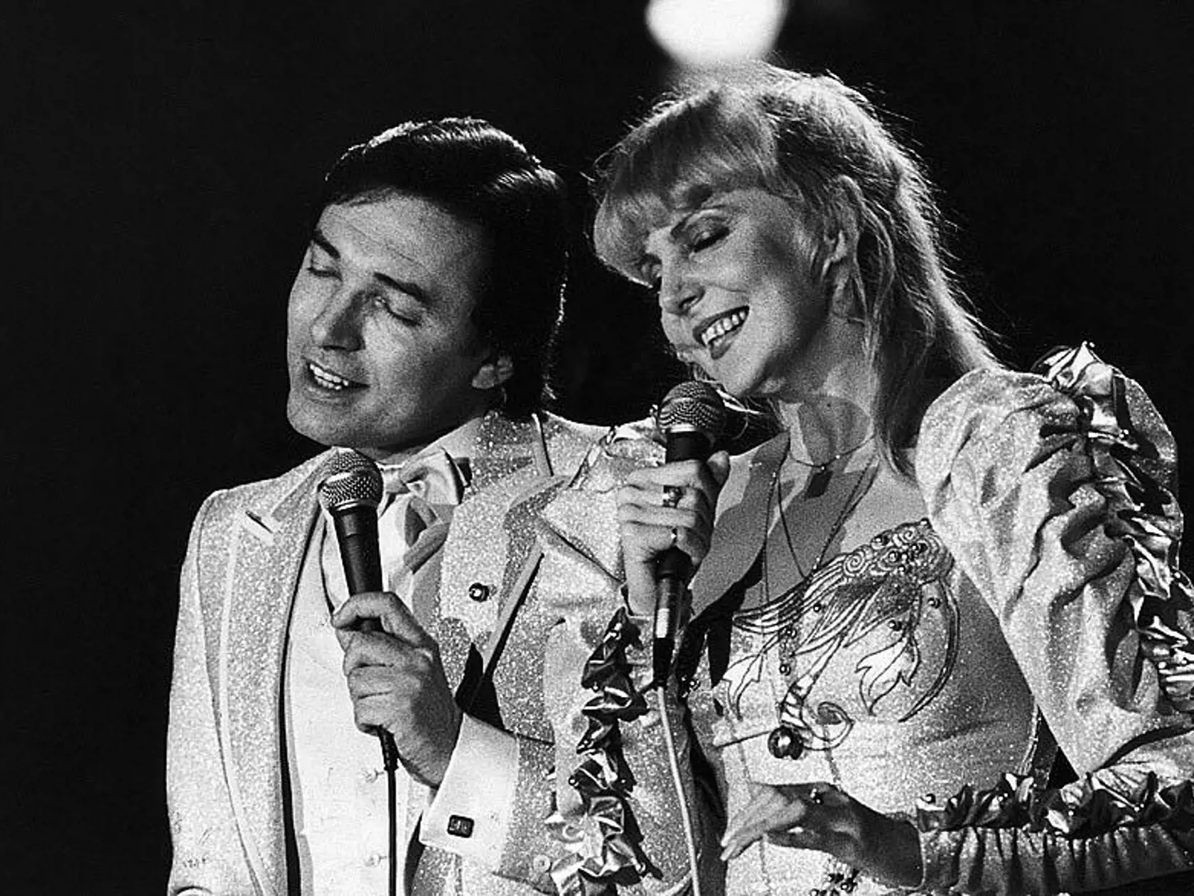 Ivana Gottová spomienka i za Karla Gotta: " Hanka budeme vždy s láskou spomínať ako na očarujúcu, milujúcu, skromnú, elegantnú, chápavú a priateľskú bytosť s úžasným zmyslom pre humor."