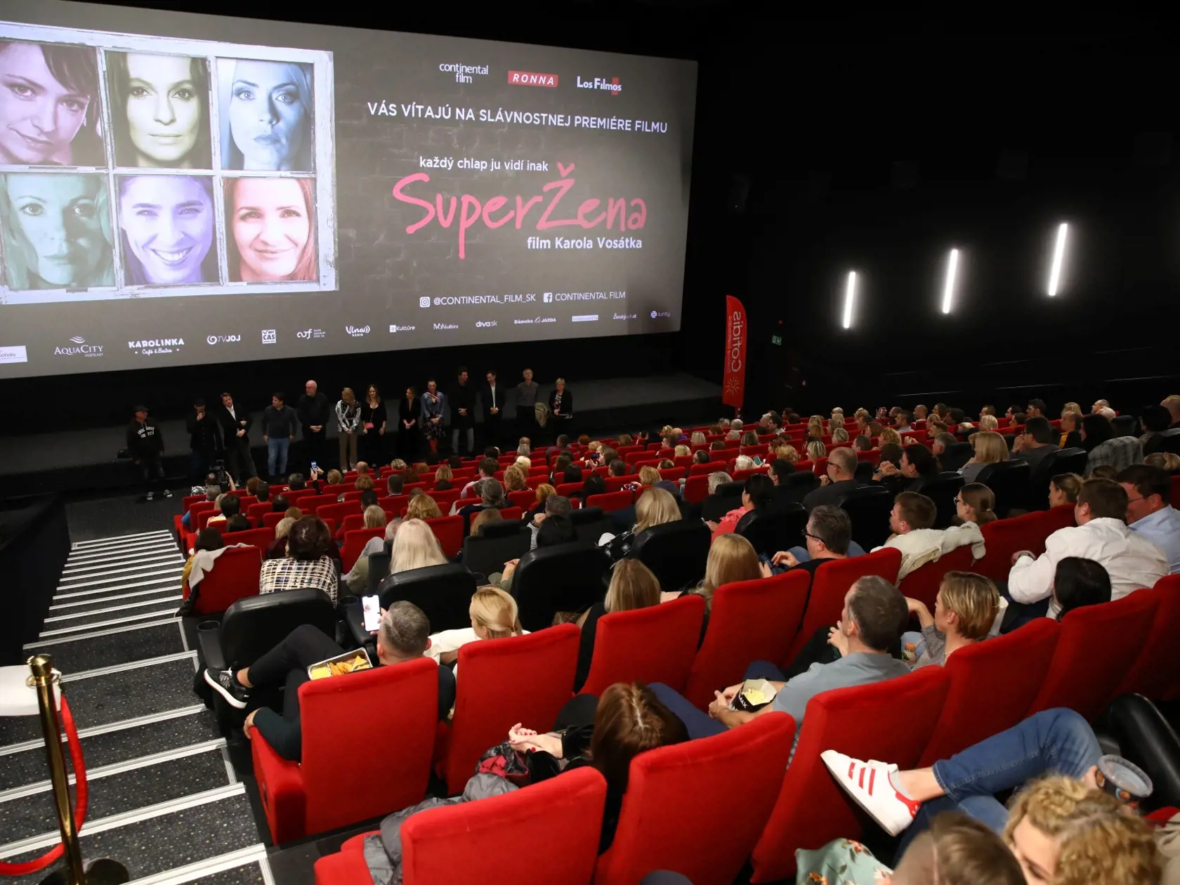 SuperŽena - s podtitulom "každý chlap ju vidí inak"