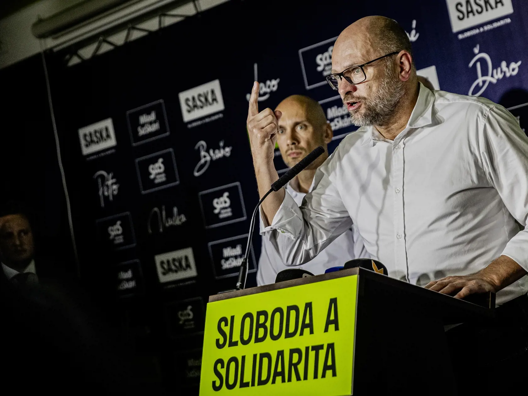 Na snímke Richard Sulík počas volebnej noci predčasných parlamentných volieb 2023.