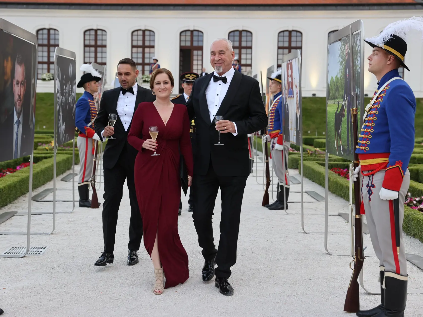 Slávnostná recepcia prezidenta SR Petra Pellegriniho na Bratislavskom hrade. Na snímke je Marián Greksa s manželkou.