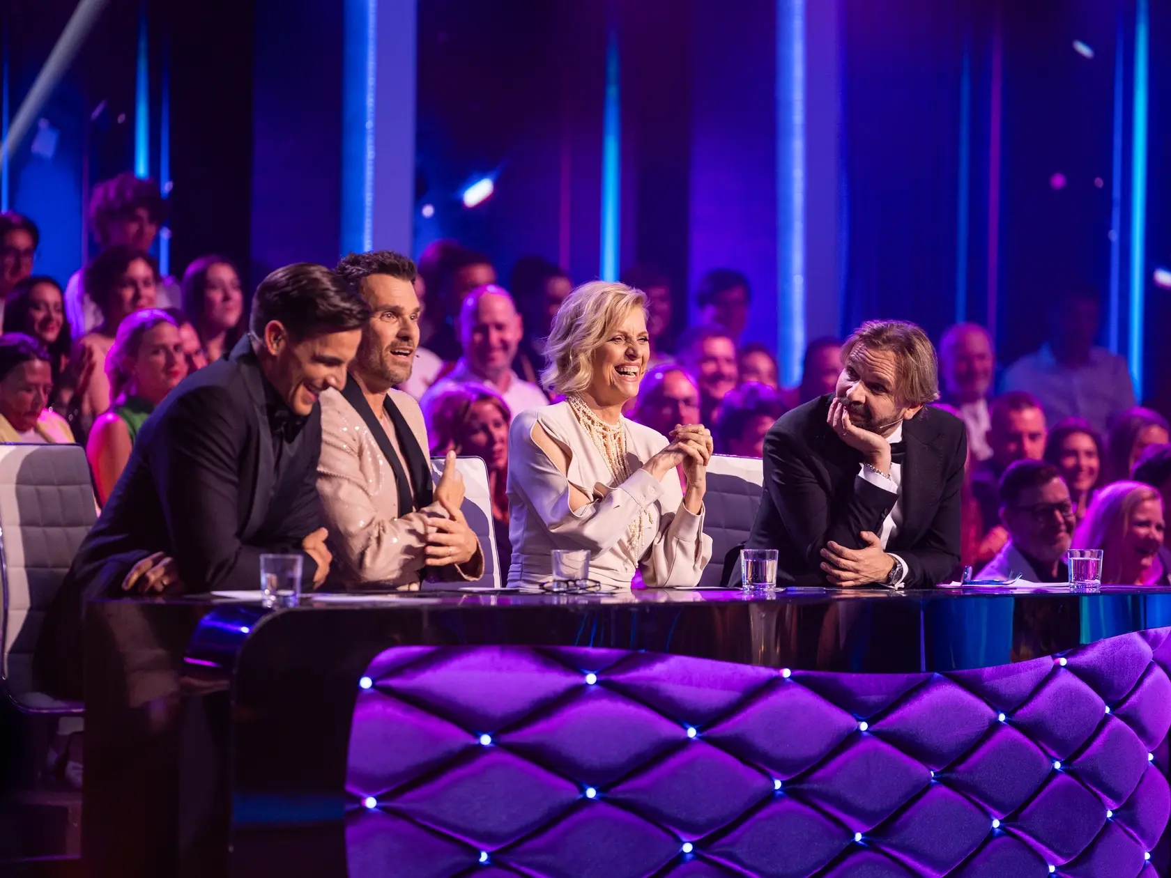 Porota Ján Ďurovčík, Tatiana Drexler, Adam Bardy a Leoš Mareš počas deviateho kola Let's dance 2025.