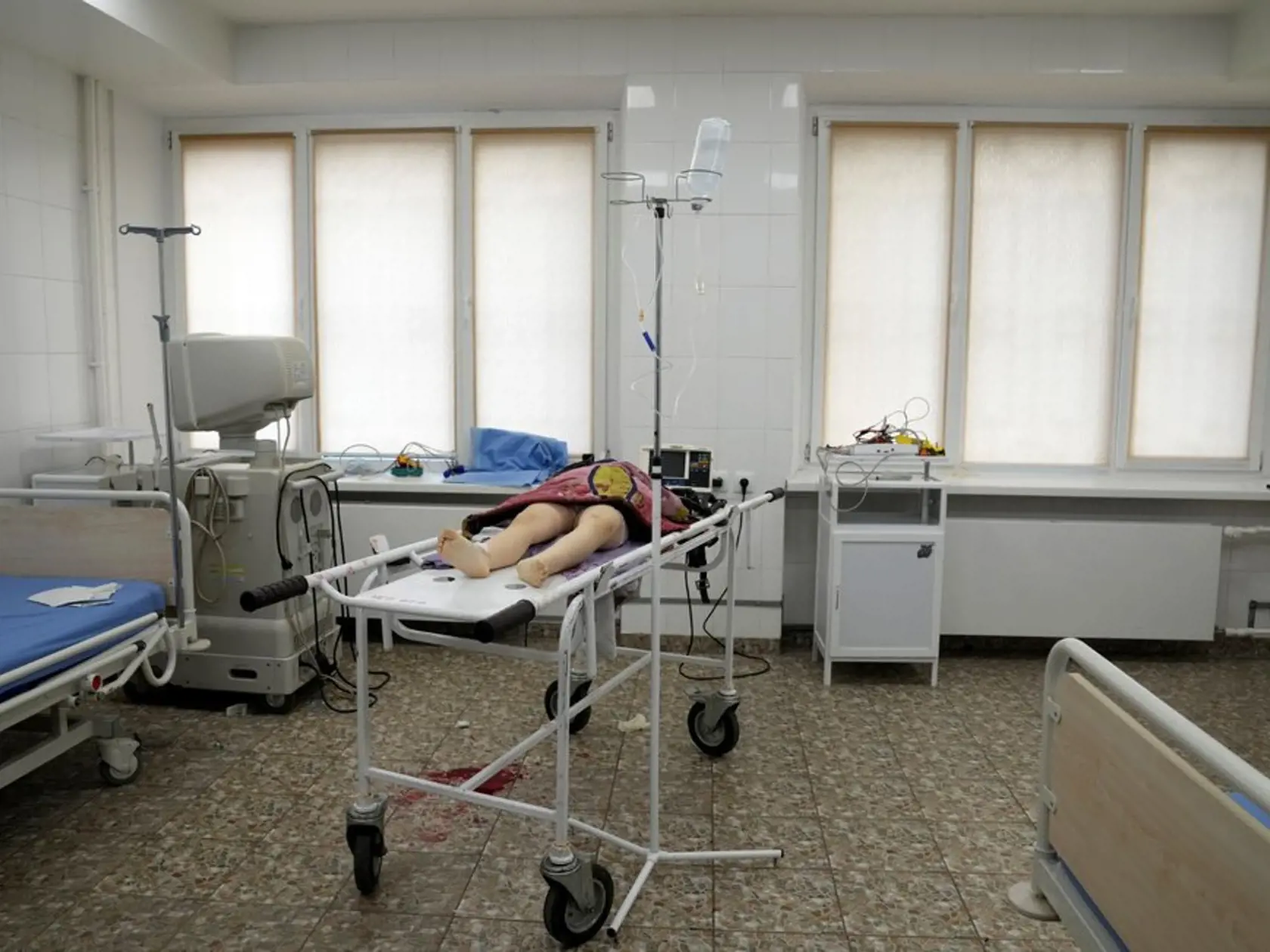 Dievča, ktorého meno nebolo zverejnené, sa nakoniec nepodarilo zachrániť. Vojenská agresia na Ukrajine si tak vzala to najcennejšie - nevinný detský život.