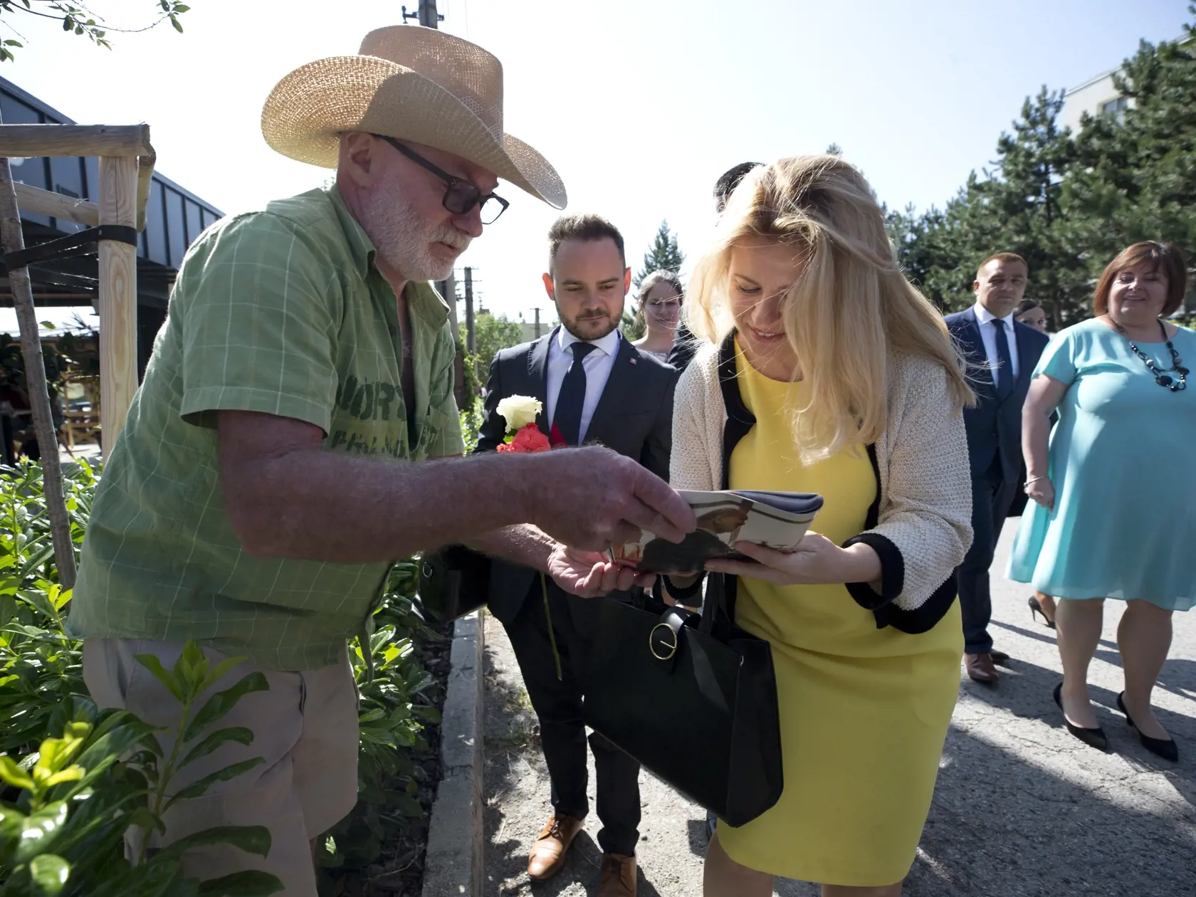 P1: ˇAPUTOVÁ ZŠ SMOLENICE
