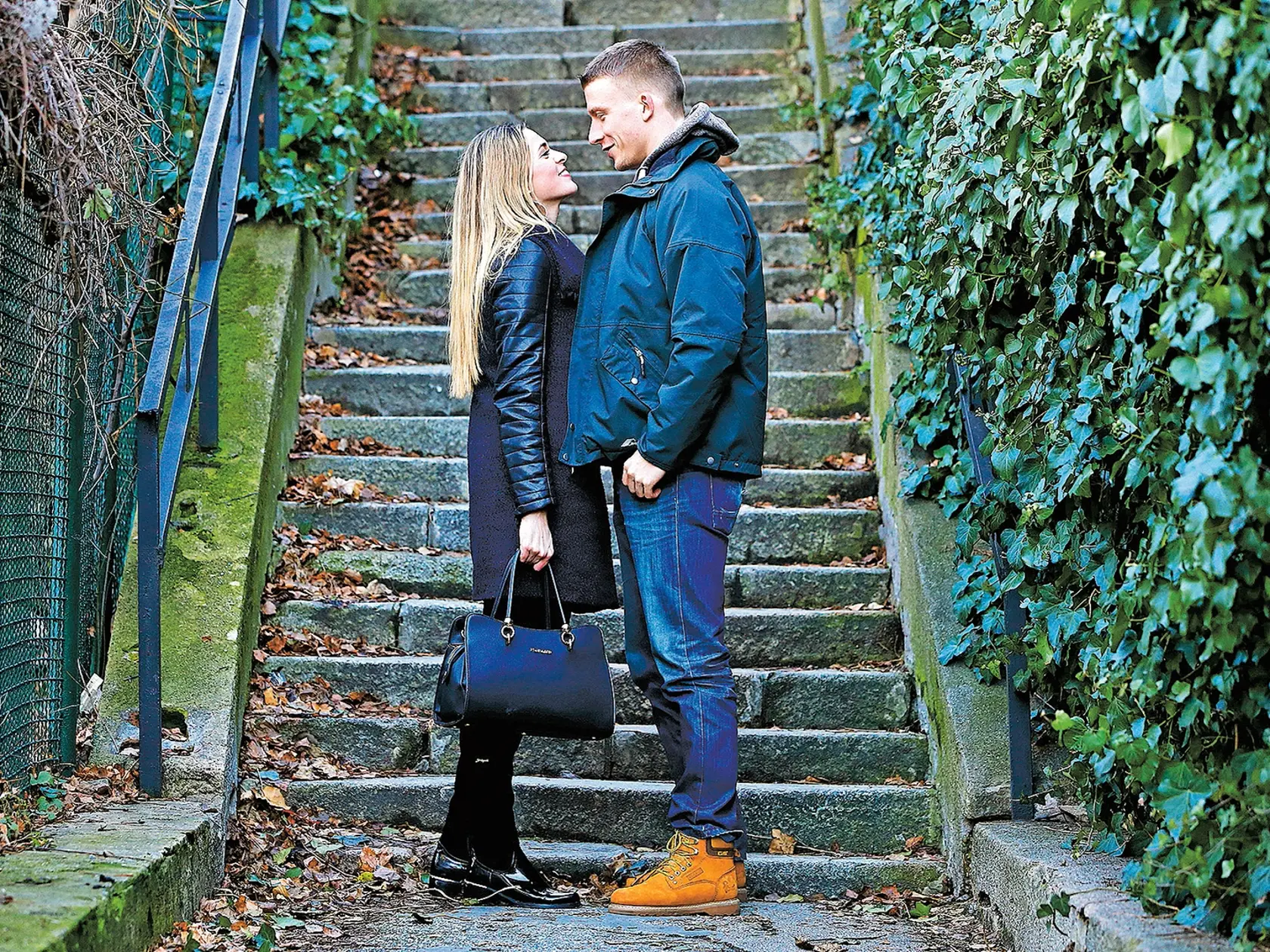Magazín: Dominika Richterová a Juraj Bača. Mladí slovenskí začínajúci herci, ktorí tvoria pár aj v súkromí si spolu zahrali v TV seriáli Panelák z produkcie TV JOJ.